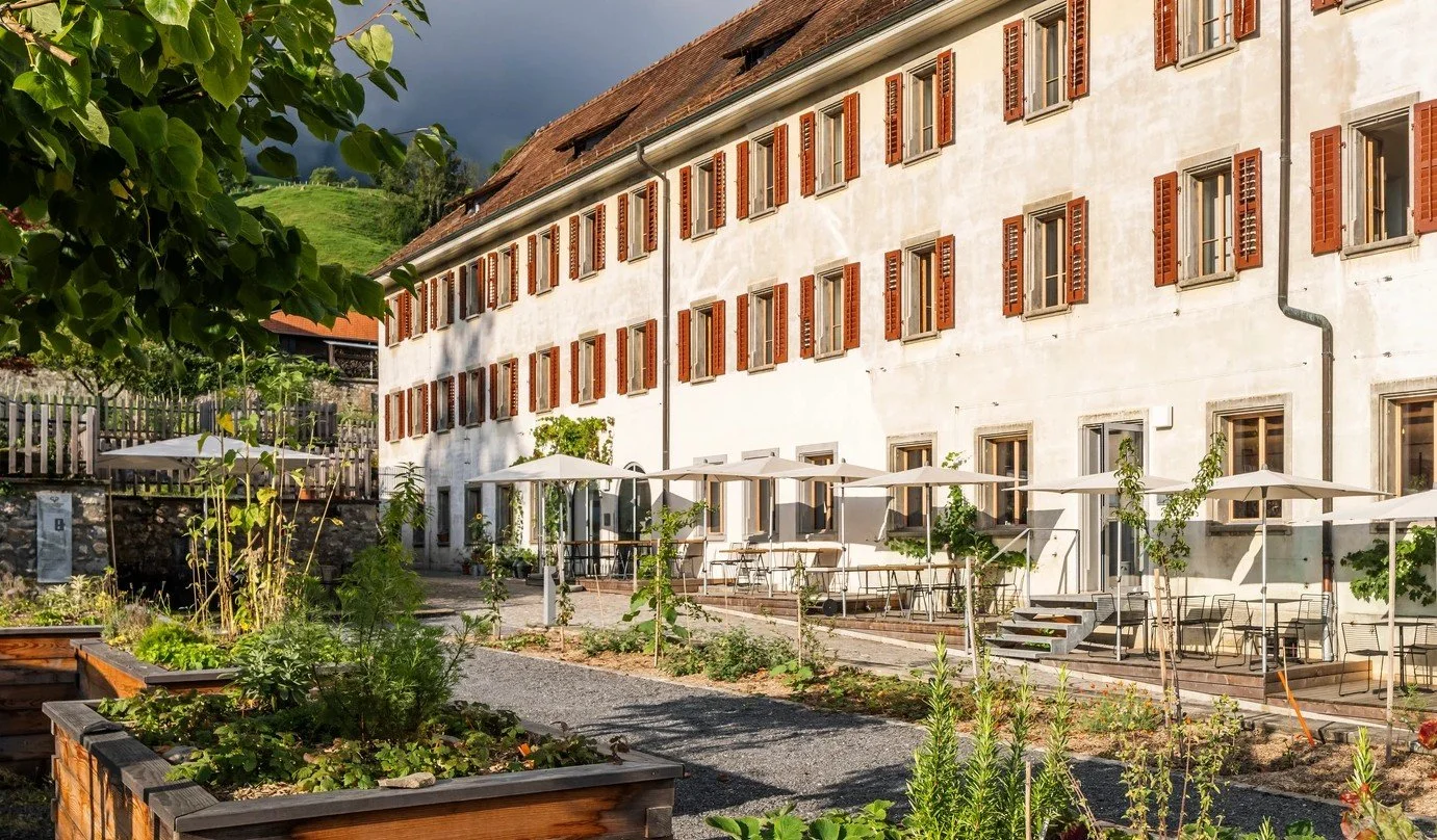 „Unterwegs in der Essbaren Landschaft mit Alpsbrinzdegustation“, Convivium-Fahrt zum Culinarium Alpinum, Stans (CH)