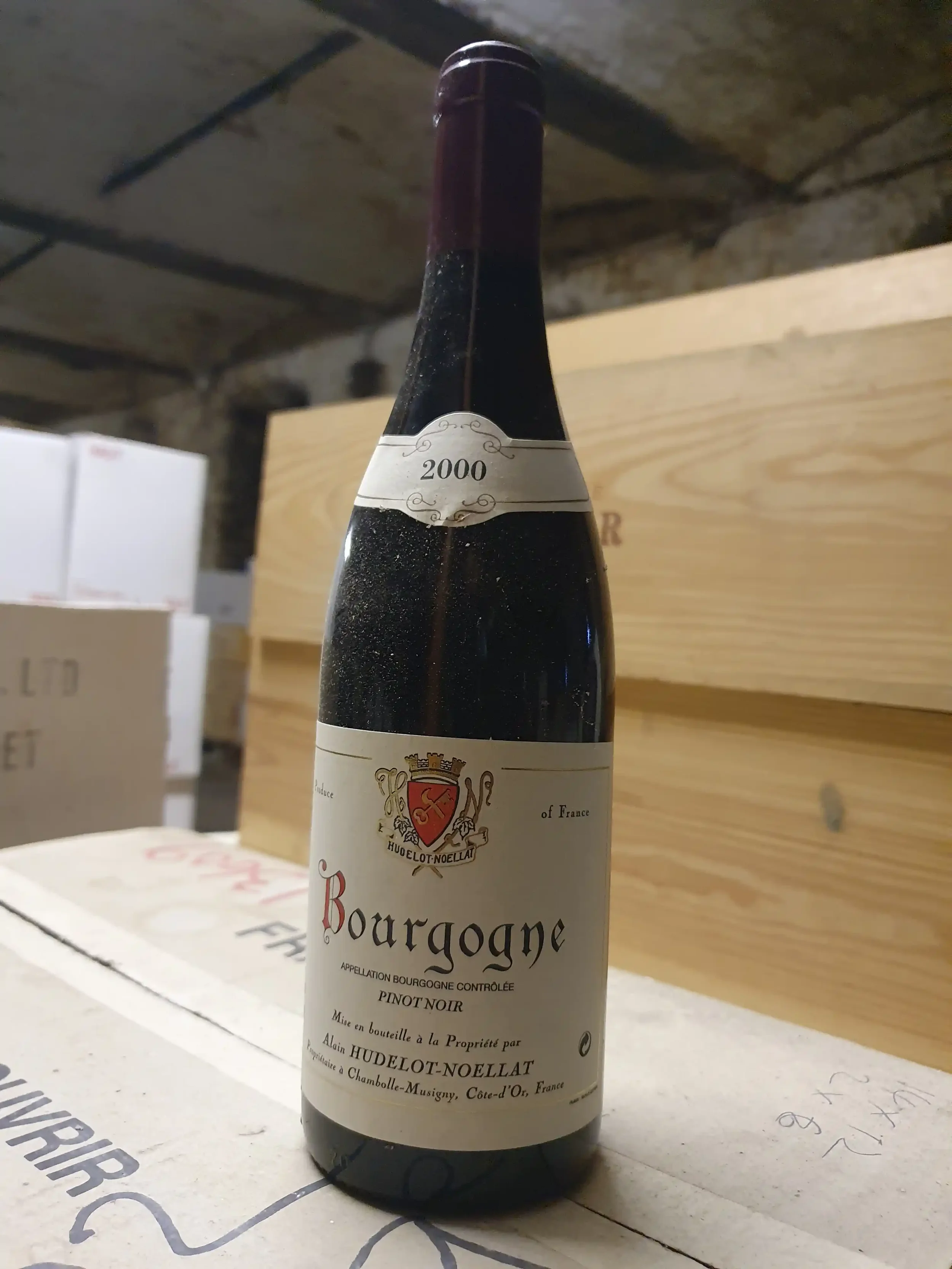 Bourgogne pinot noir Hudelot-Noellat, Chambolle-Musigny, Cote D_Or 2000.webp