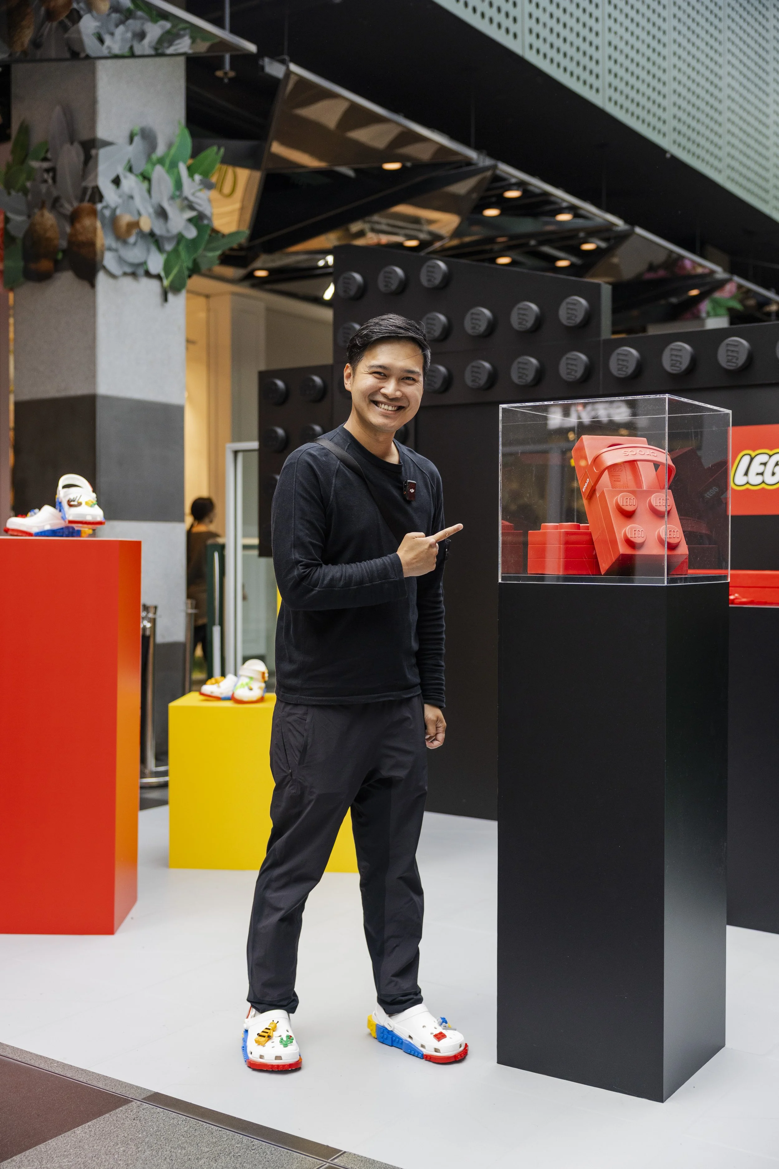 Crocs x Lego Full Gallery-1.jpg