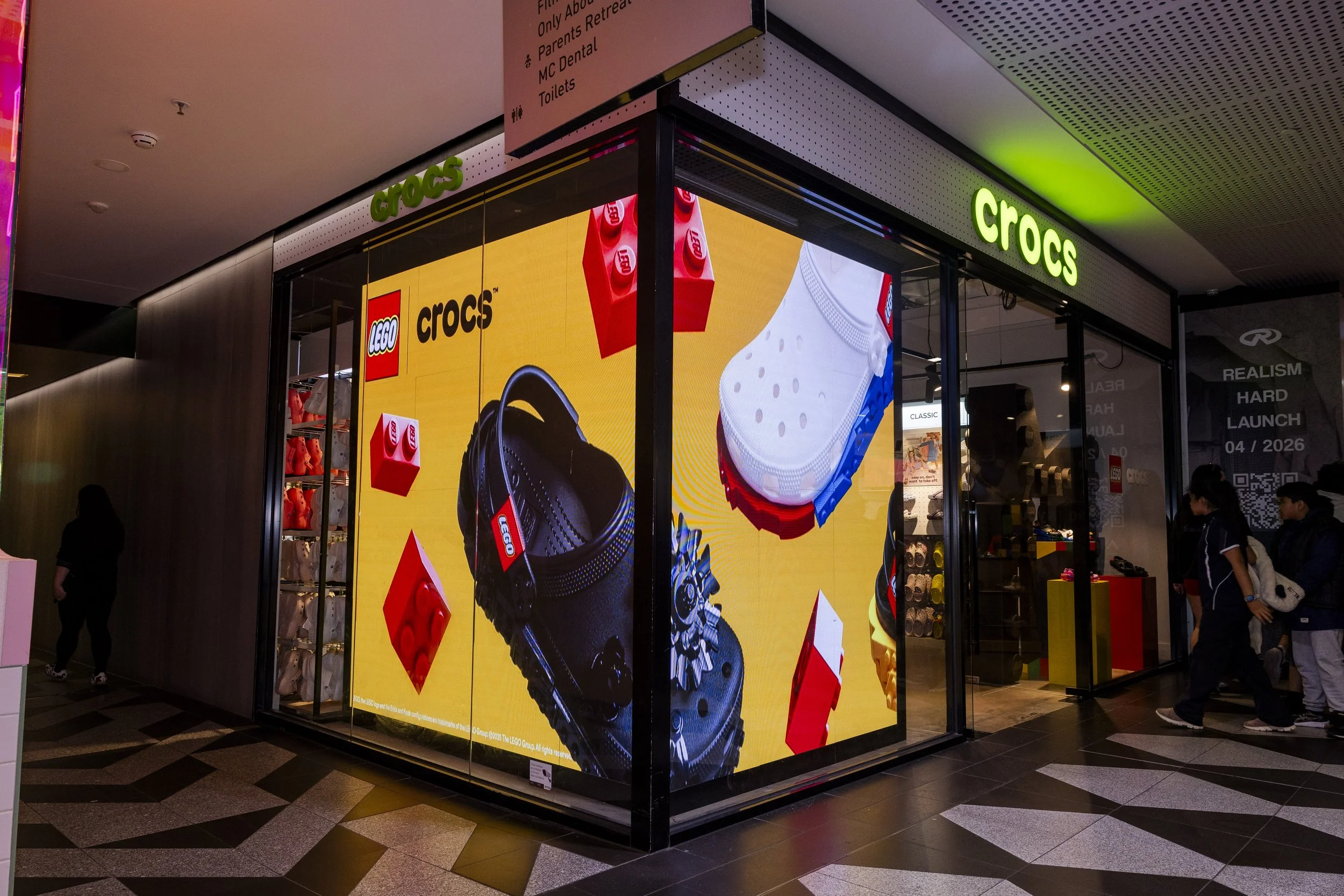 Crocs x Lego Full Gallery-90.jpg