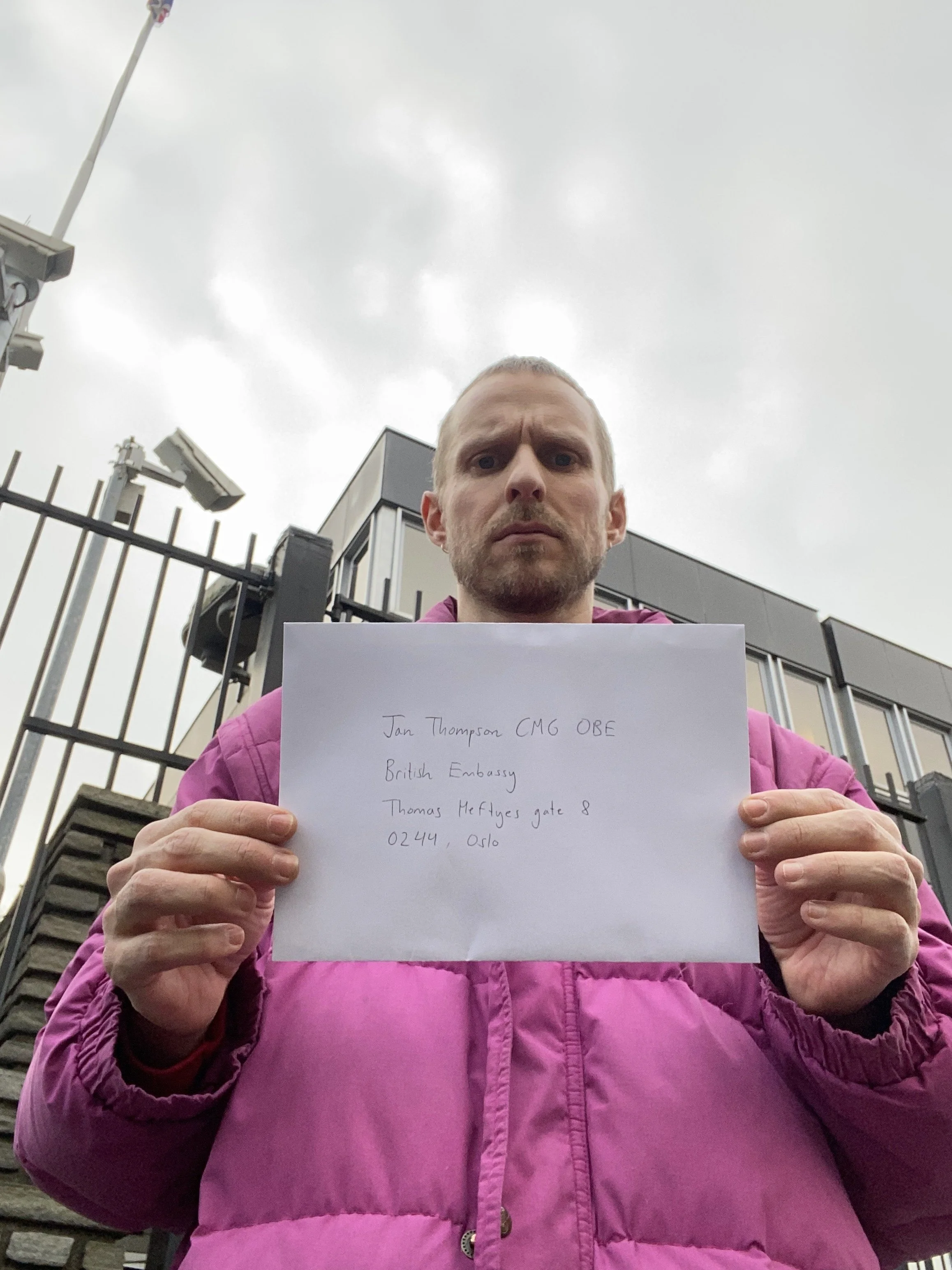 Protest mot PATHWAYS TRIAL