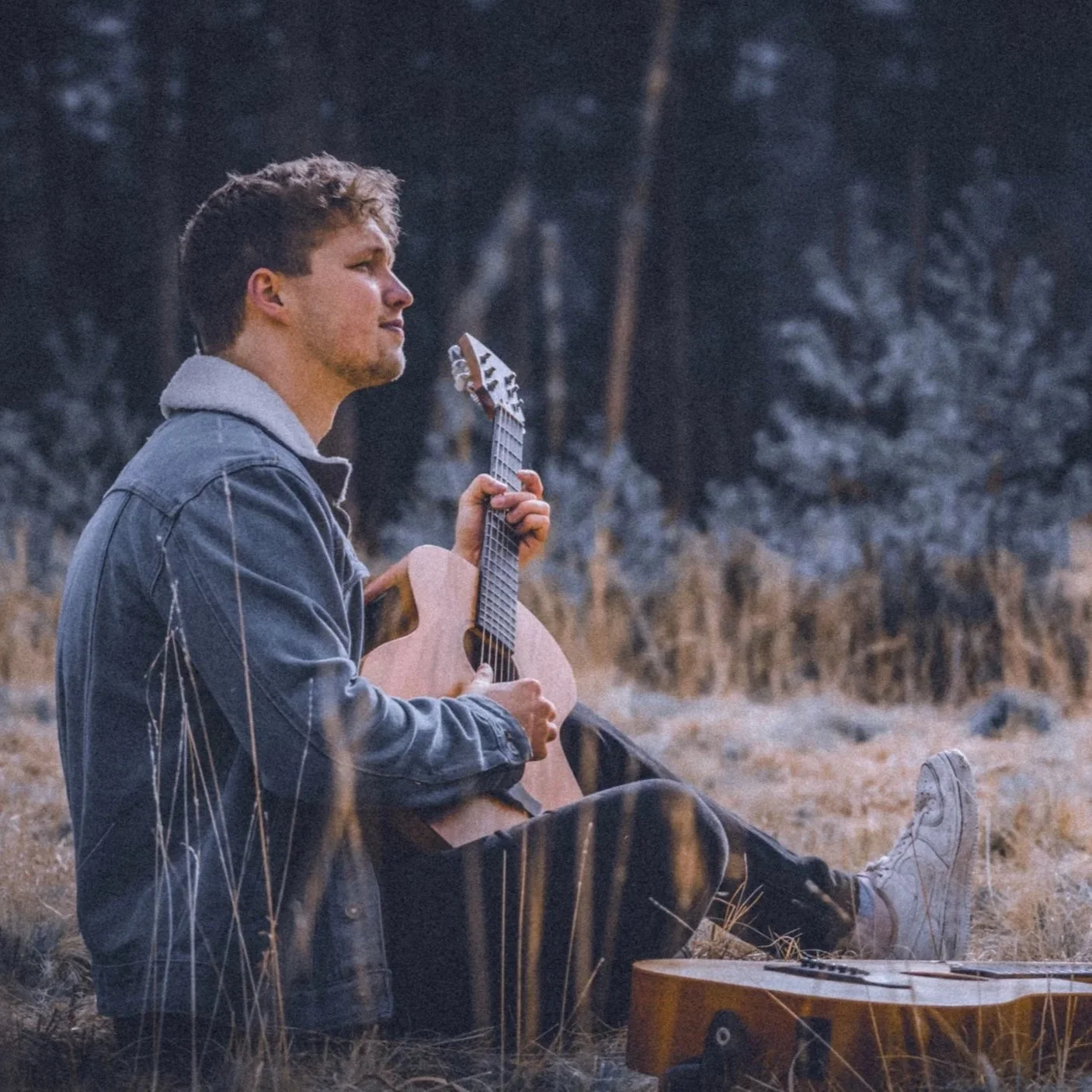 Portrait of Toby Creasey, featured on the Clarity Indie 50 playlist
