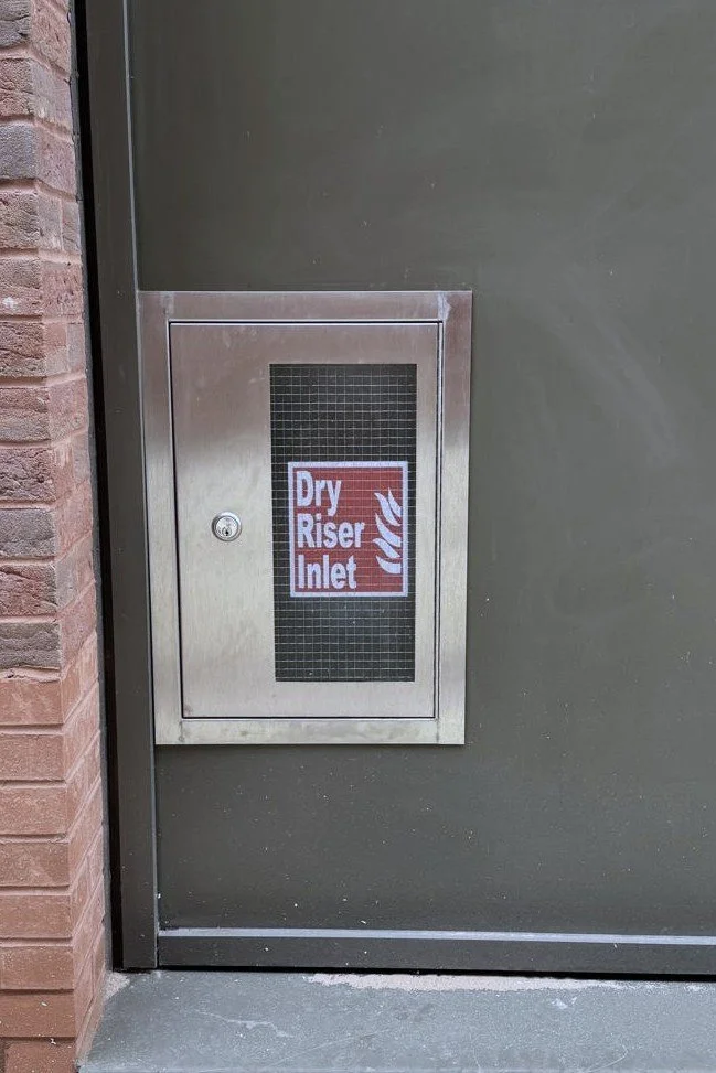 Stainless Steel Vertical Inlet Cabinets for Dry Riser Systems