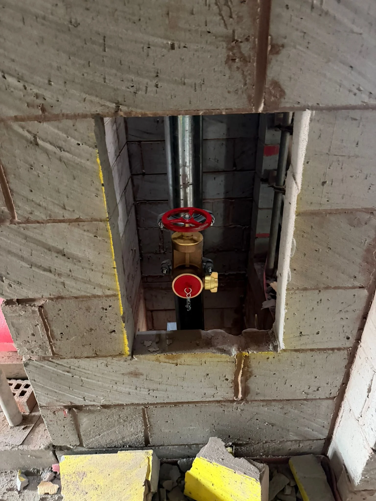 Dry Riser Outlet 1st floor.jpeg