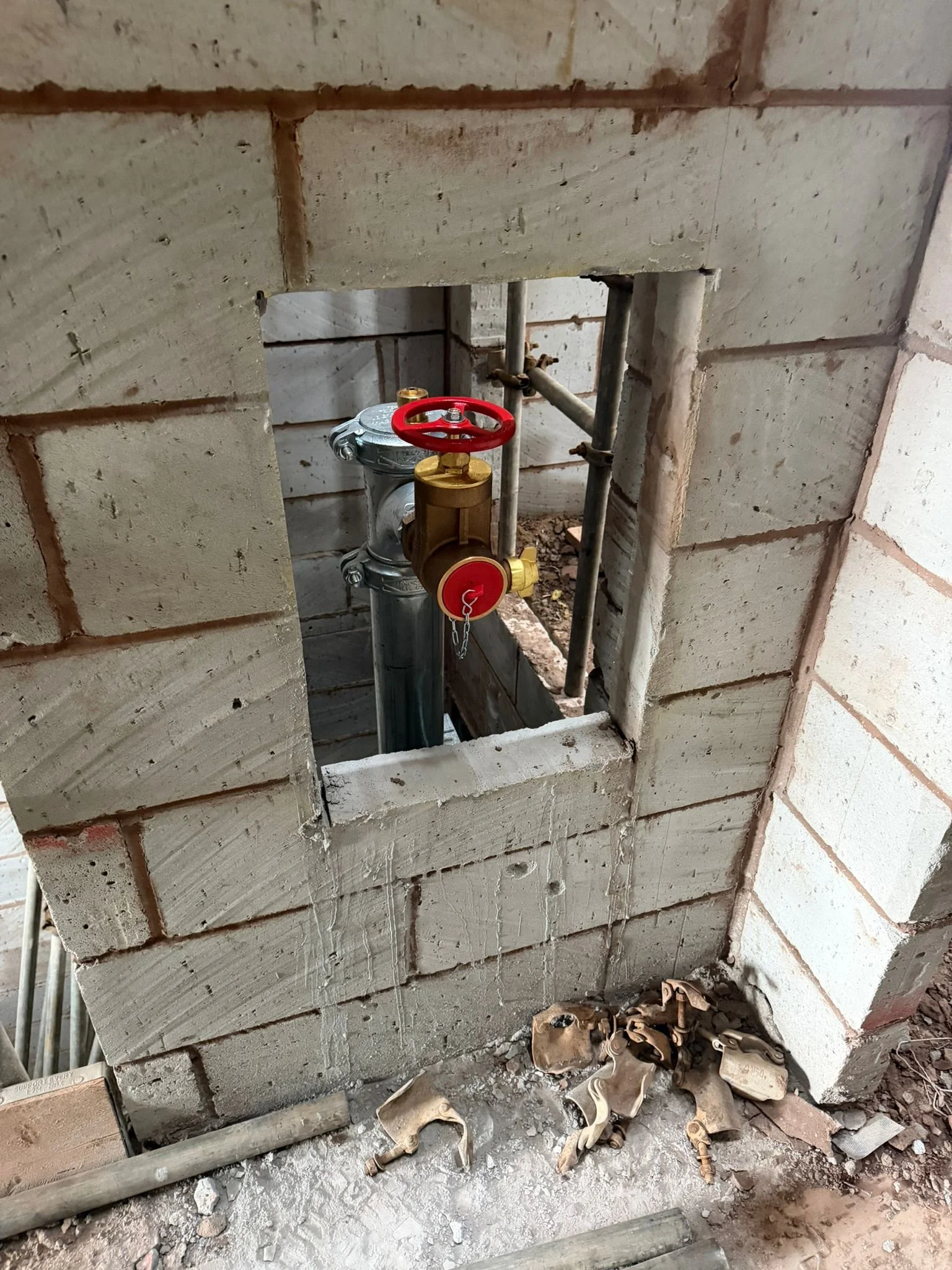 Dry Riser Outlet 2nd floor.jpeg