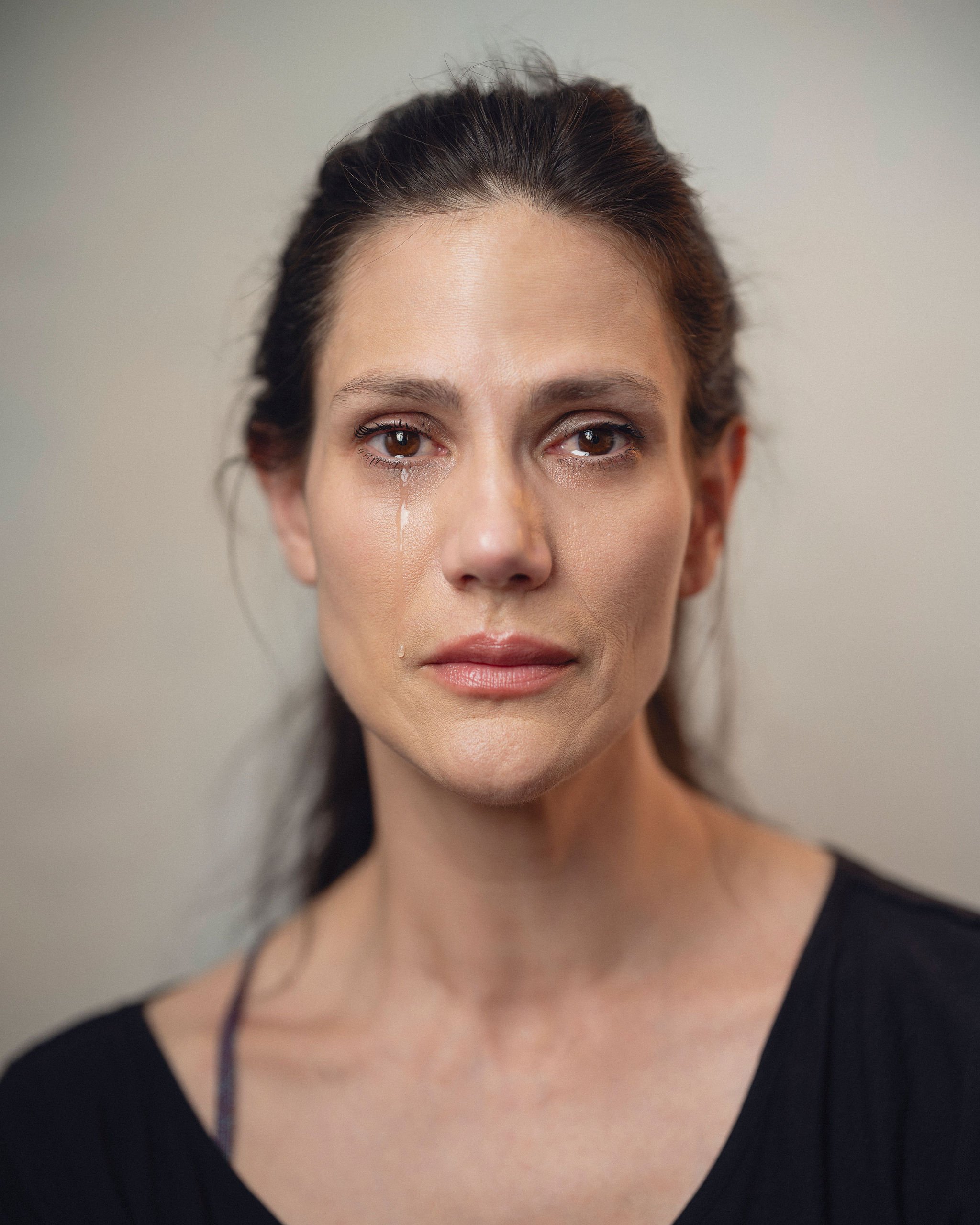 London actor Headshot Photograph of a woman crying
