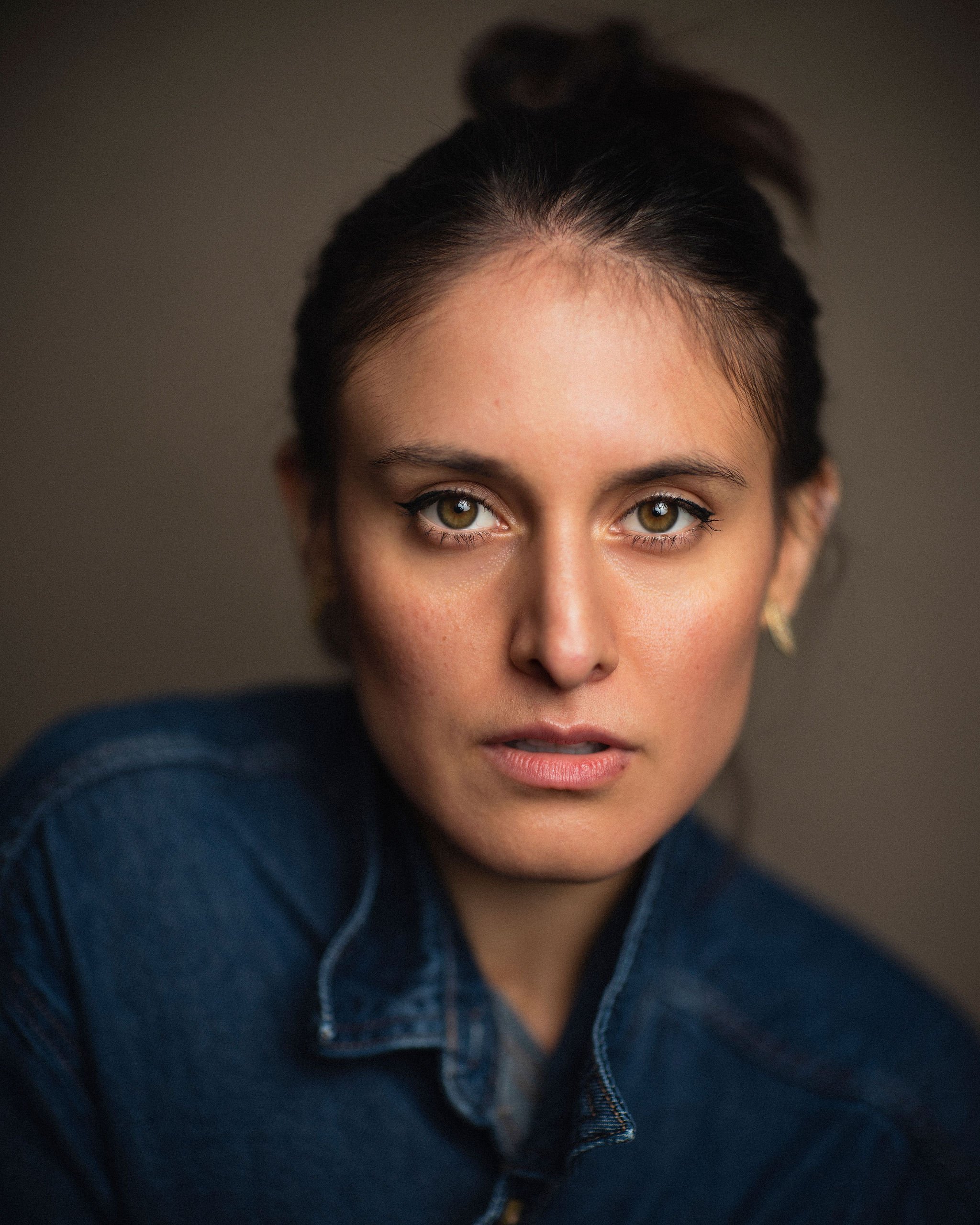 London actor Headshot Photograph of a woman