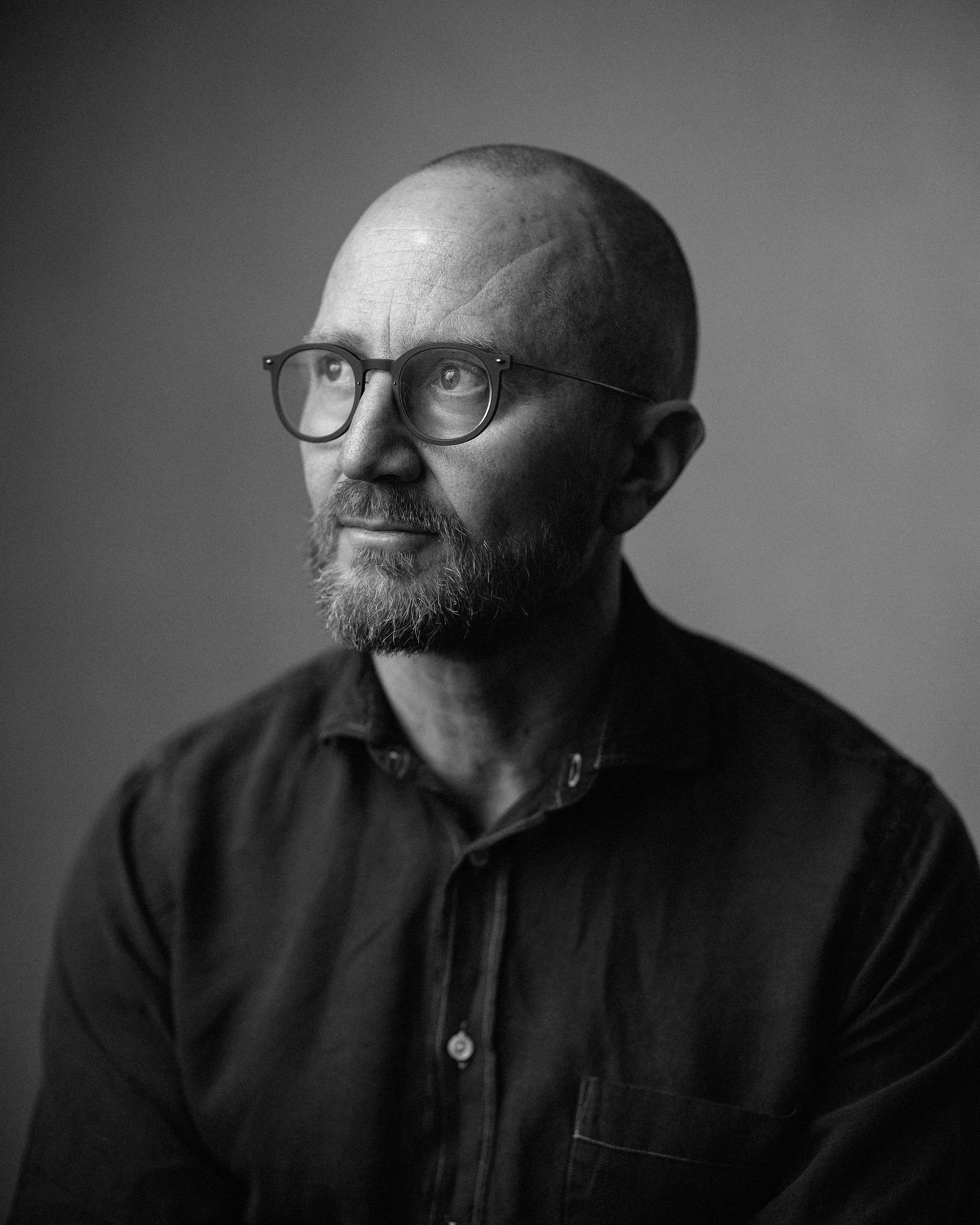 Business headshot photograph of a man - therapist headshot