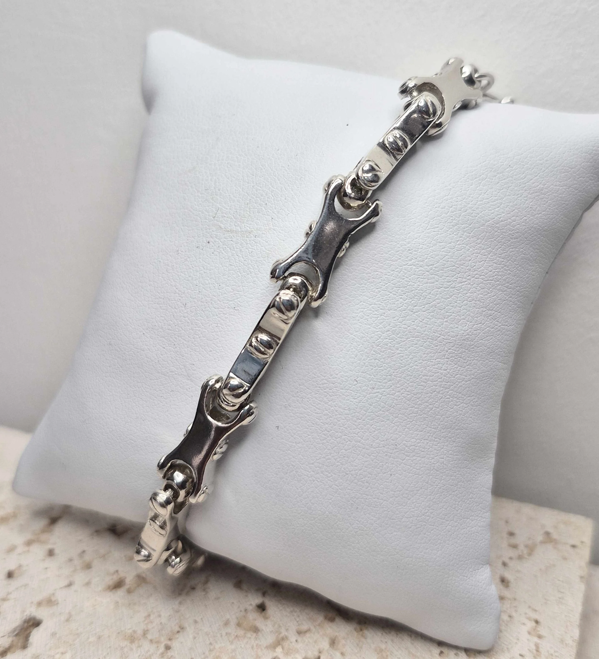 dog bone chain_2.jpg