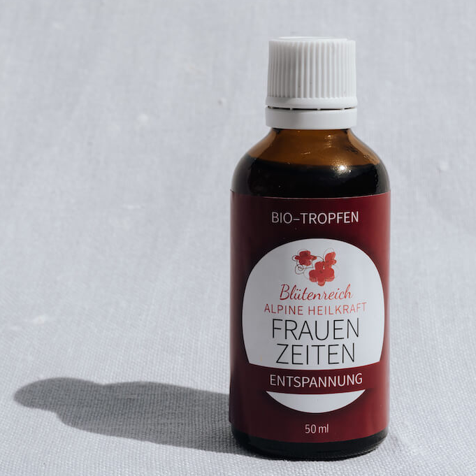 Bio-Tropfen, Blütenreich, Alpine Heilkraft bei Menstruation, in Frauenzeiten und für Entspannung.