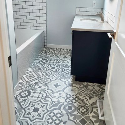 bathroom-patterned-flooring.jpg