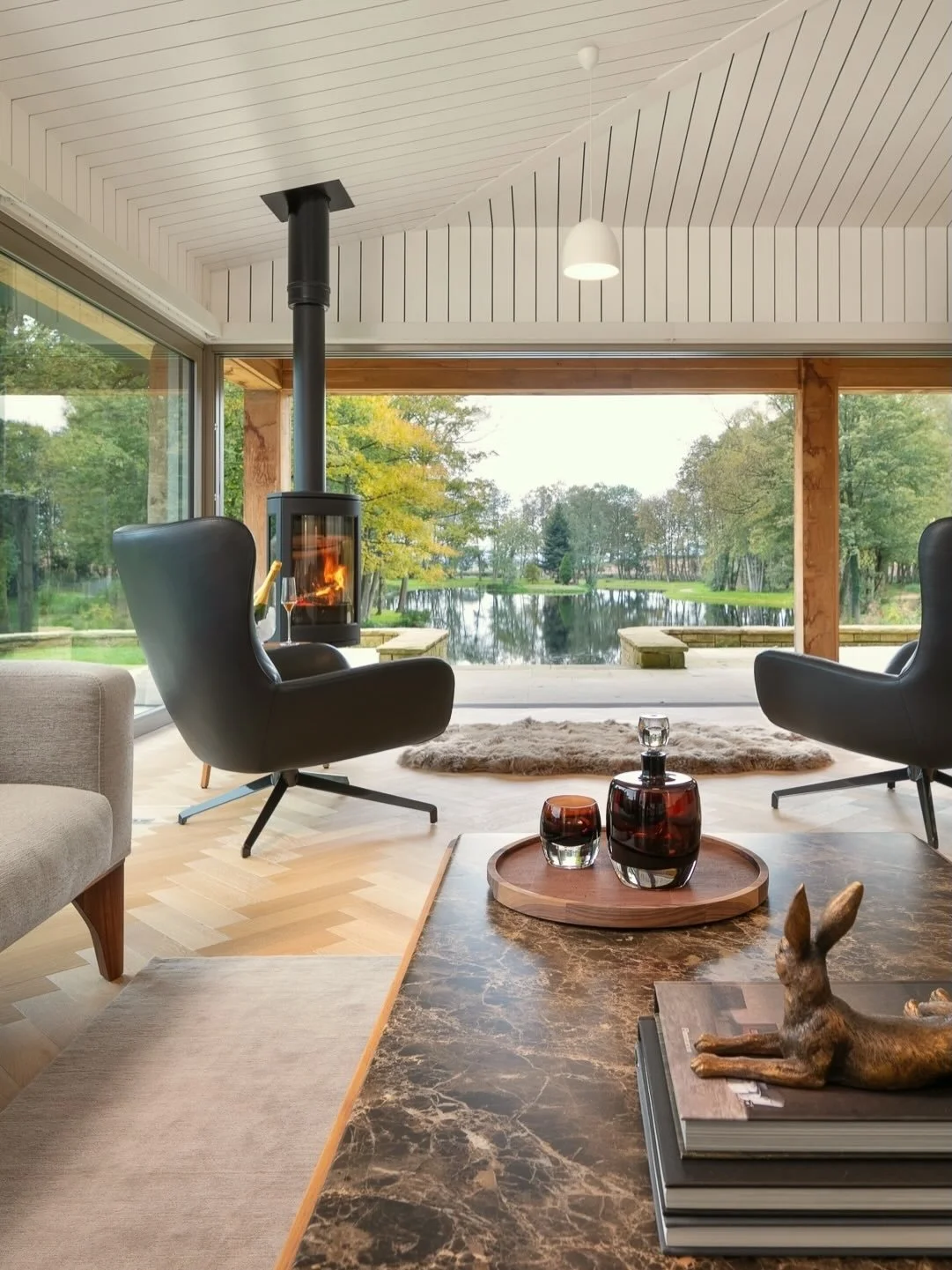 The Quiet Edge_A Retrospective
A treelined lake. Early summer. Warm enough to leave the doors open and lose track of the hour.

We designed this retreat for a client who valued quiet. Well travelled, drawn to Scandinavian restraint and modernist aest