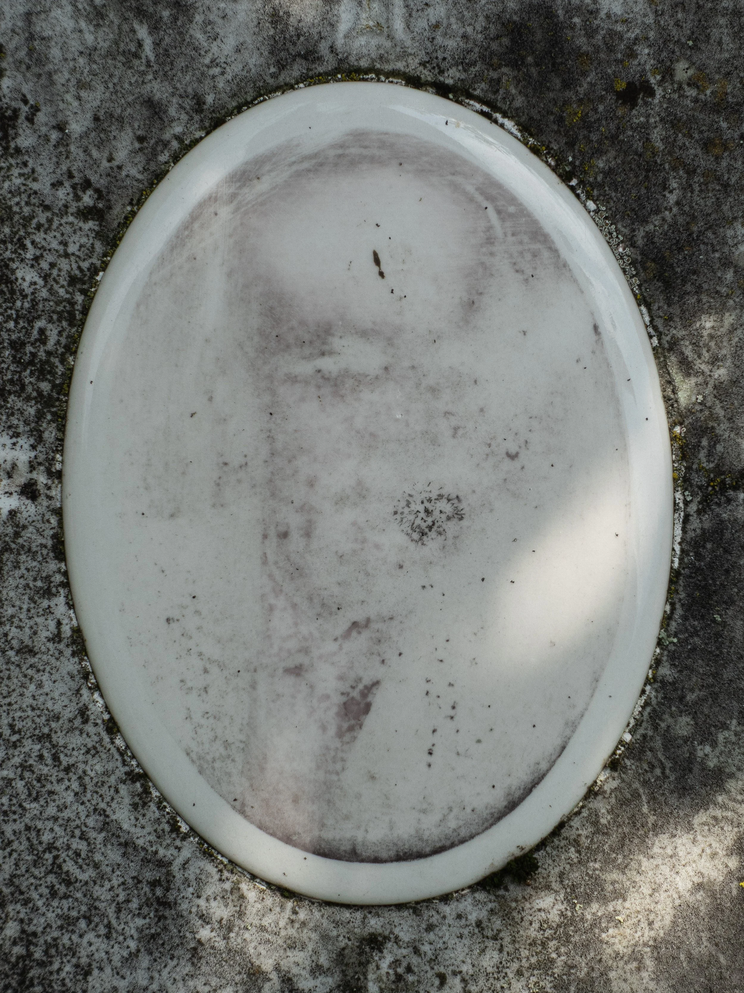 Photo from the collection: Fading Memorial Portraits by Jakob Maria Wagner.