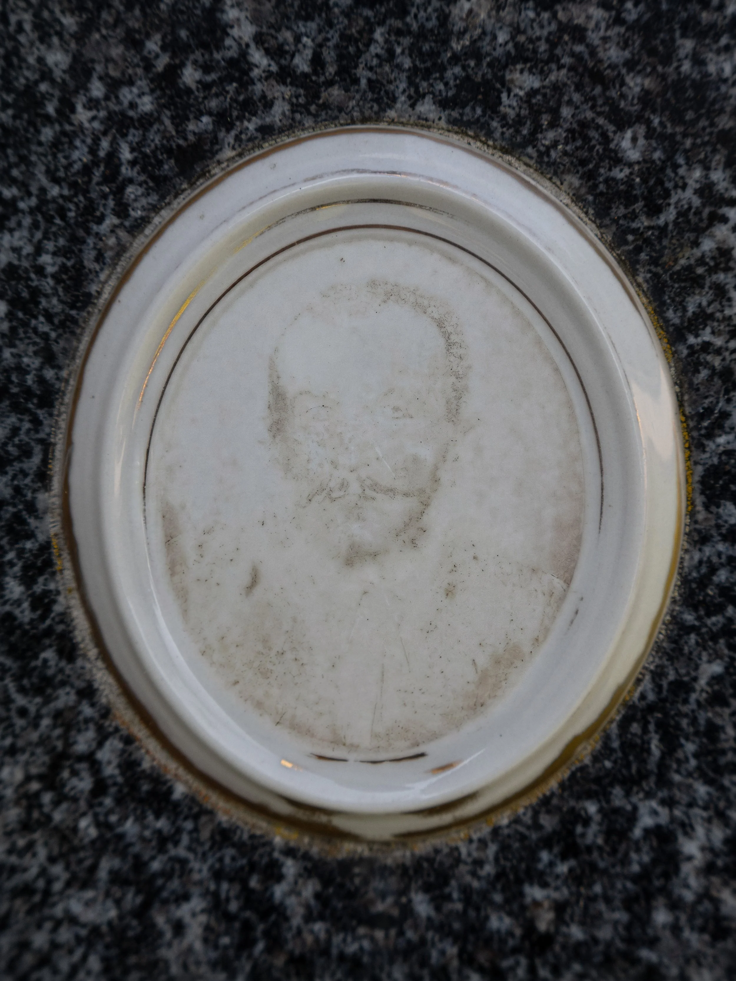 Photo from the collection: Fading Memorial Portraits by Jakob Maria Wagner.