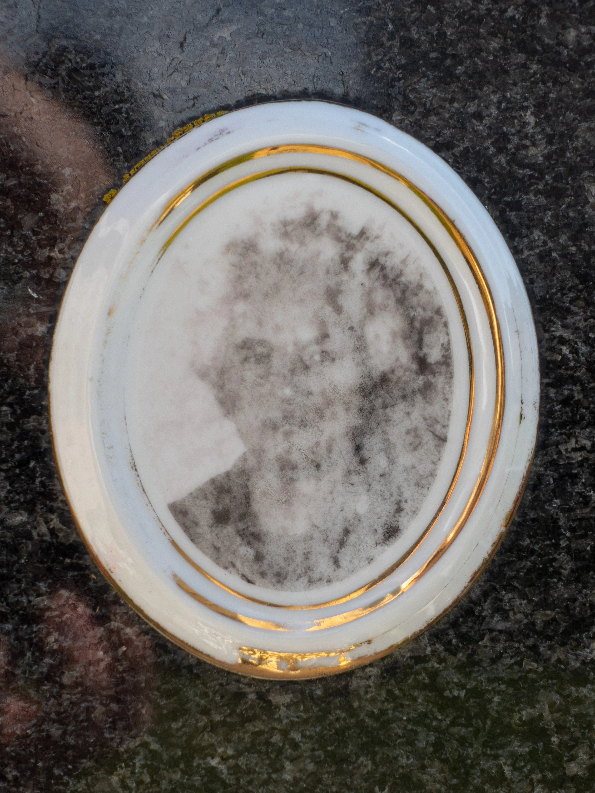 Photo from the collection: Fading Memorial Portraits by Jakob Maria Wagner.