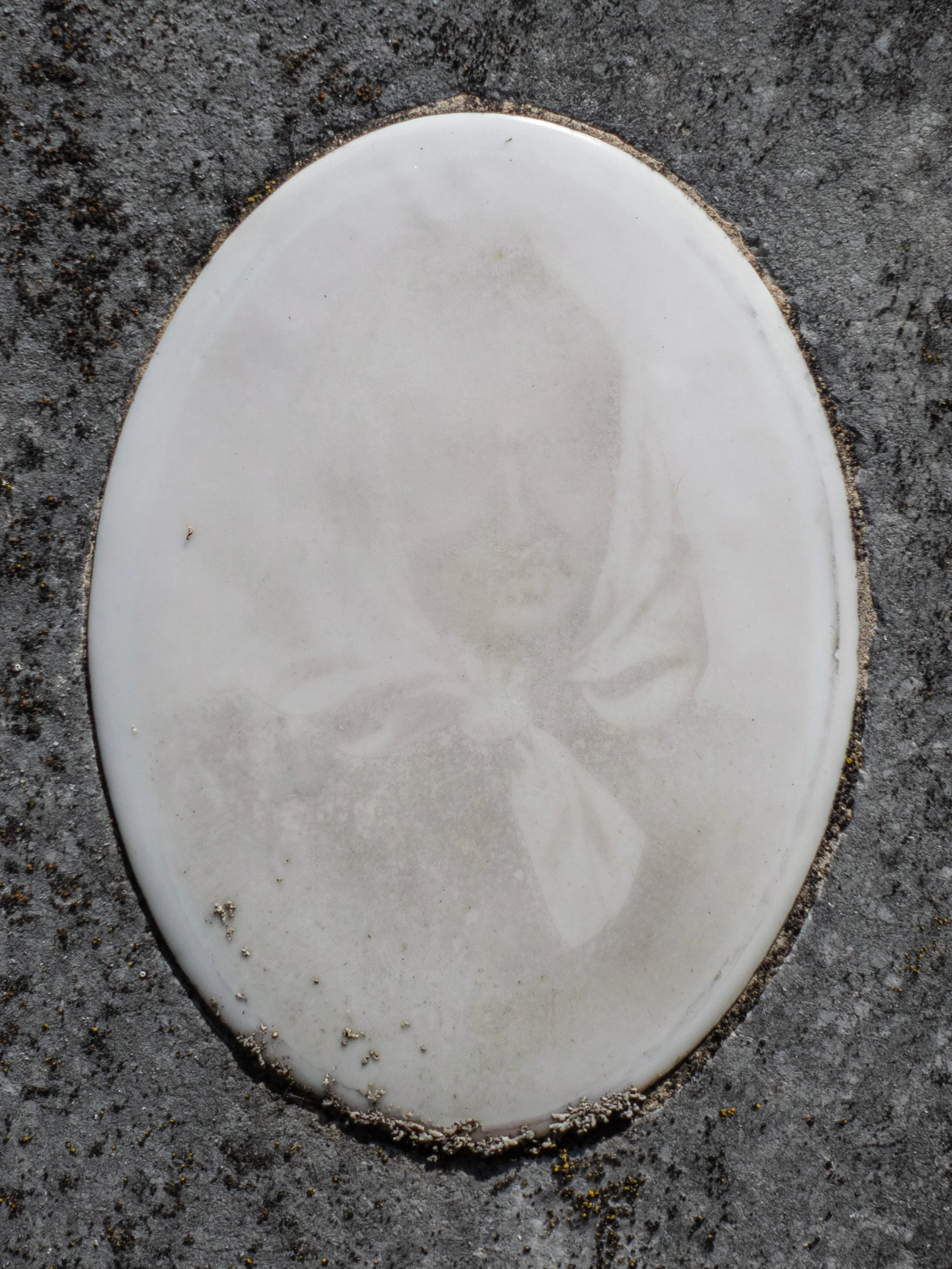Photo from the collection: Fading Memorial Portraits by Jakob Maria Wagner.