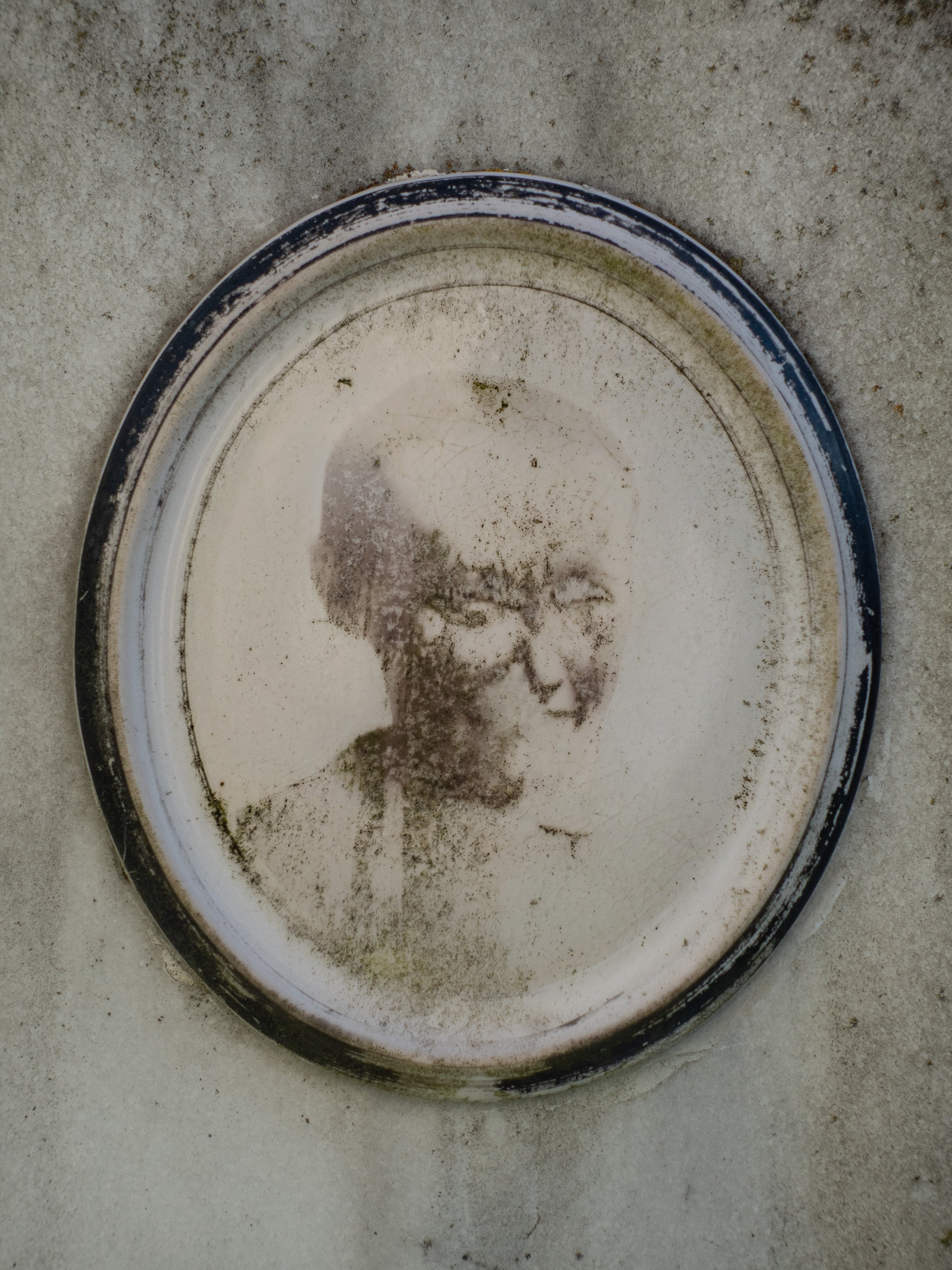 Photo from the collection: Fading Memorial Portraits by Jakob Maria Wagner.