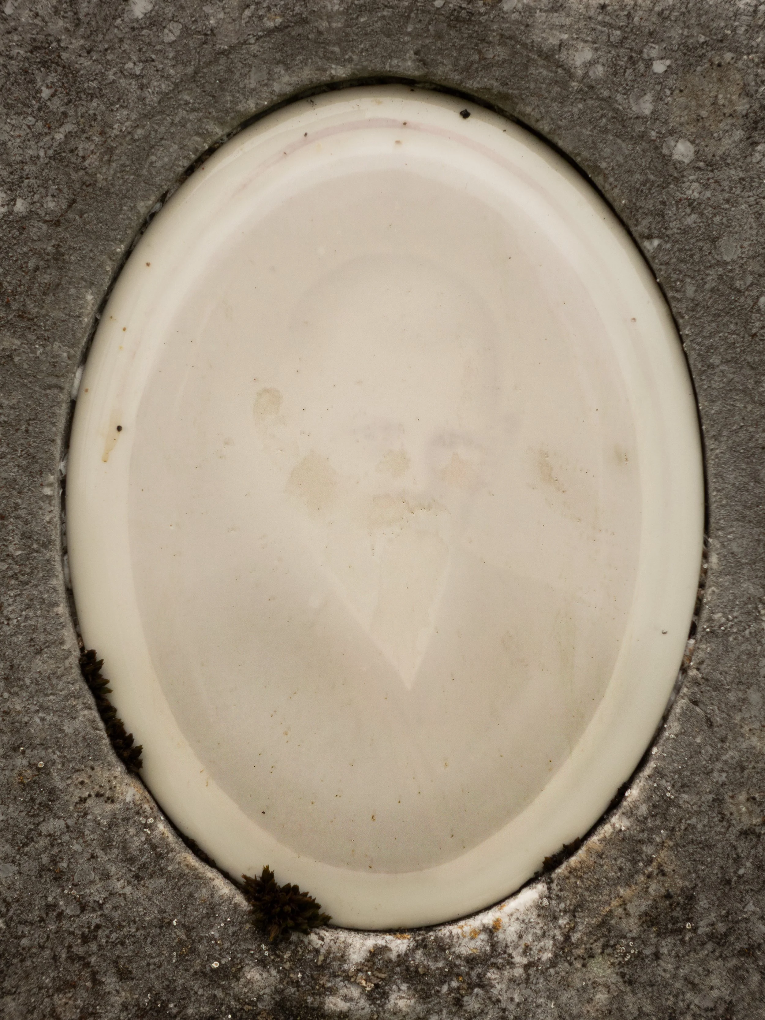 Photo from the collection: Fading Memorial Portraits by Jakob Maria Wagner.