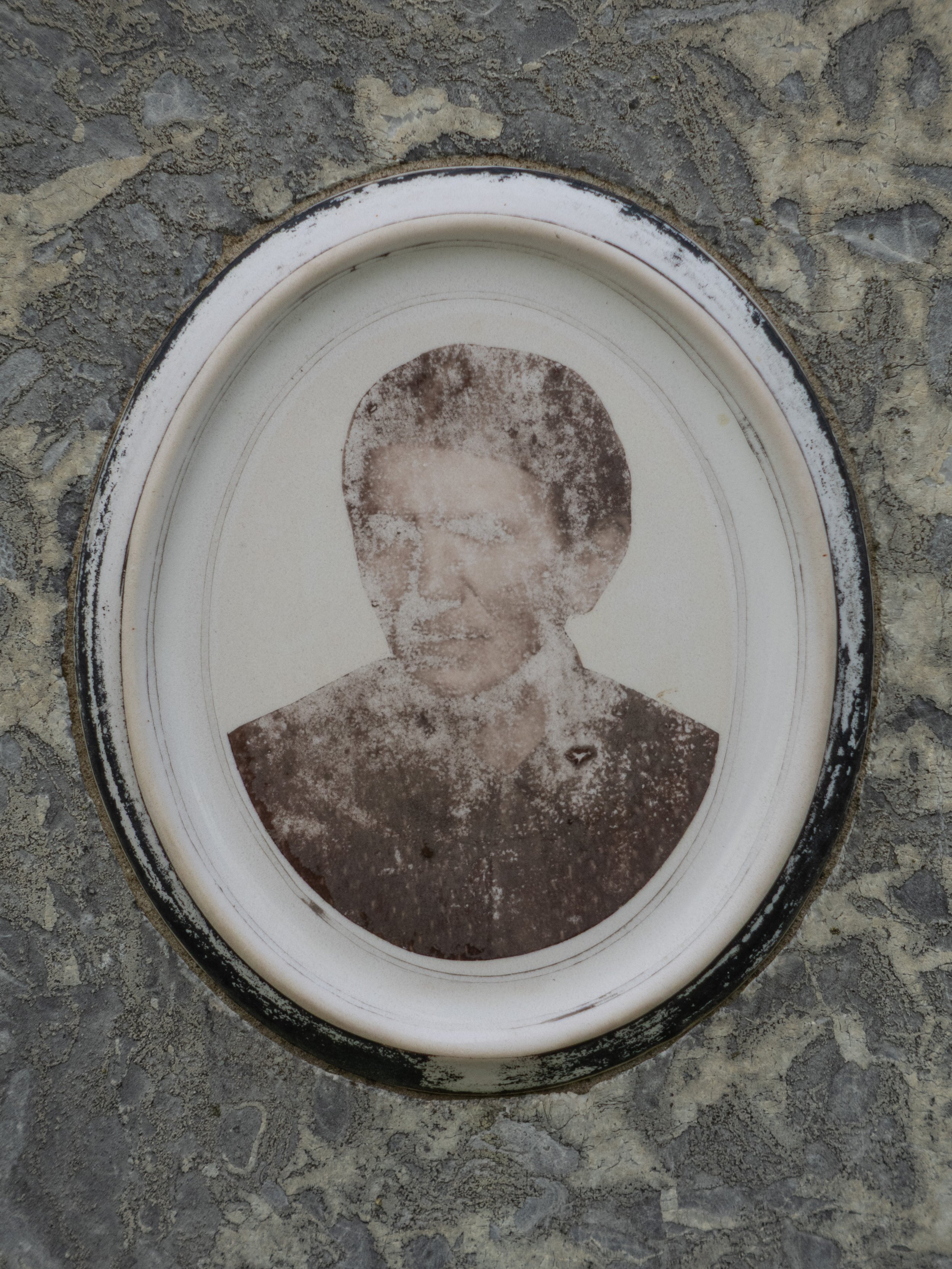 Photo from the collection: Fading Memorial Portraits by Jakob Maria Wagner.