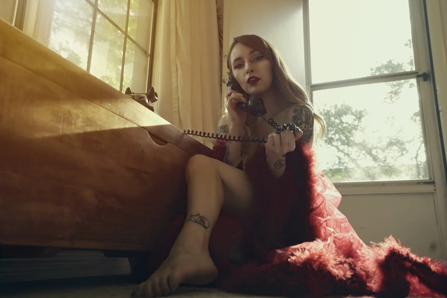 From a shoot I love 😍😍
Model: @swiftieskyler11