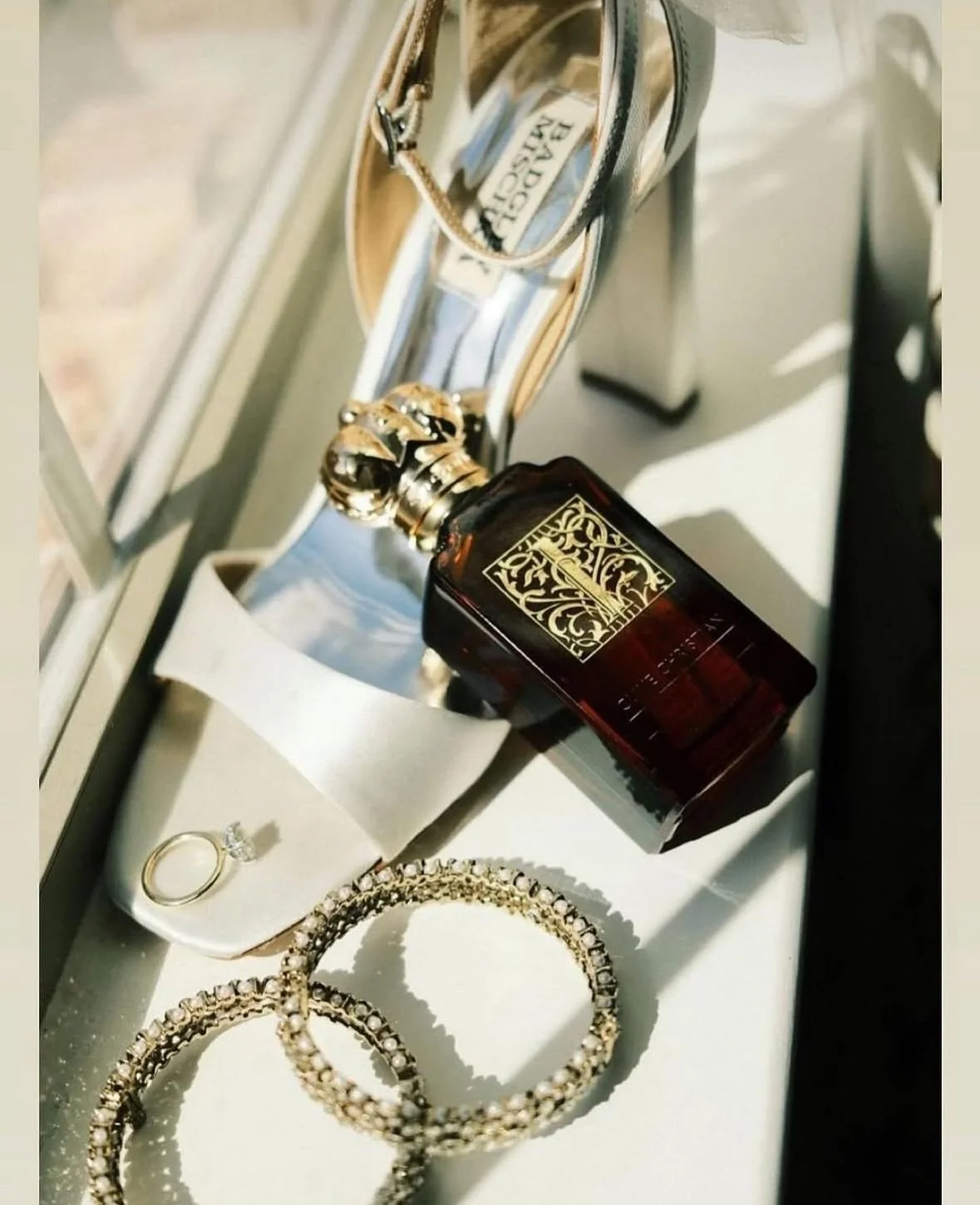 The magic of your wedding day lives in its smallest details. Flat-lay photography turns those precious keepsakes into an everlasting love story.

#LiveLoveVow #weddingplanning #weddingplanner #weddingphotography #flatlayphotography #itsallinthedetail