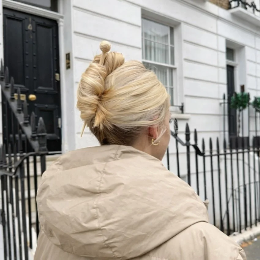 Our Hair Pins are designed to elevate the simplest, most casual looks 🤎

#frenchpin #frenchtwist #elevatedessentials #pinnedtoperfection #hairpin