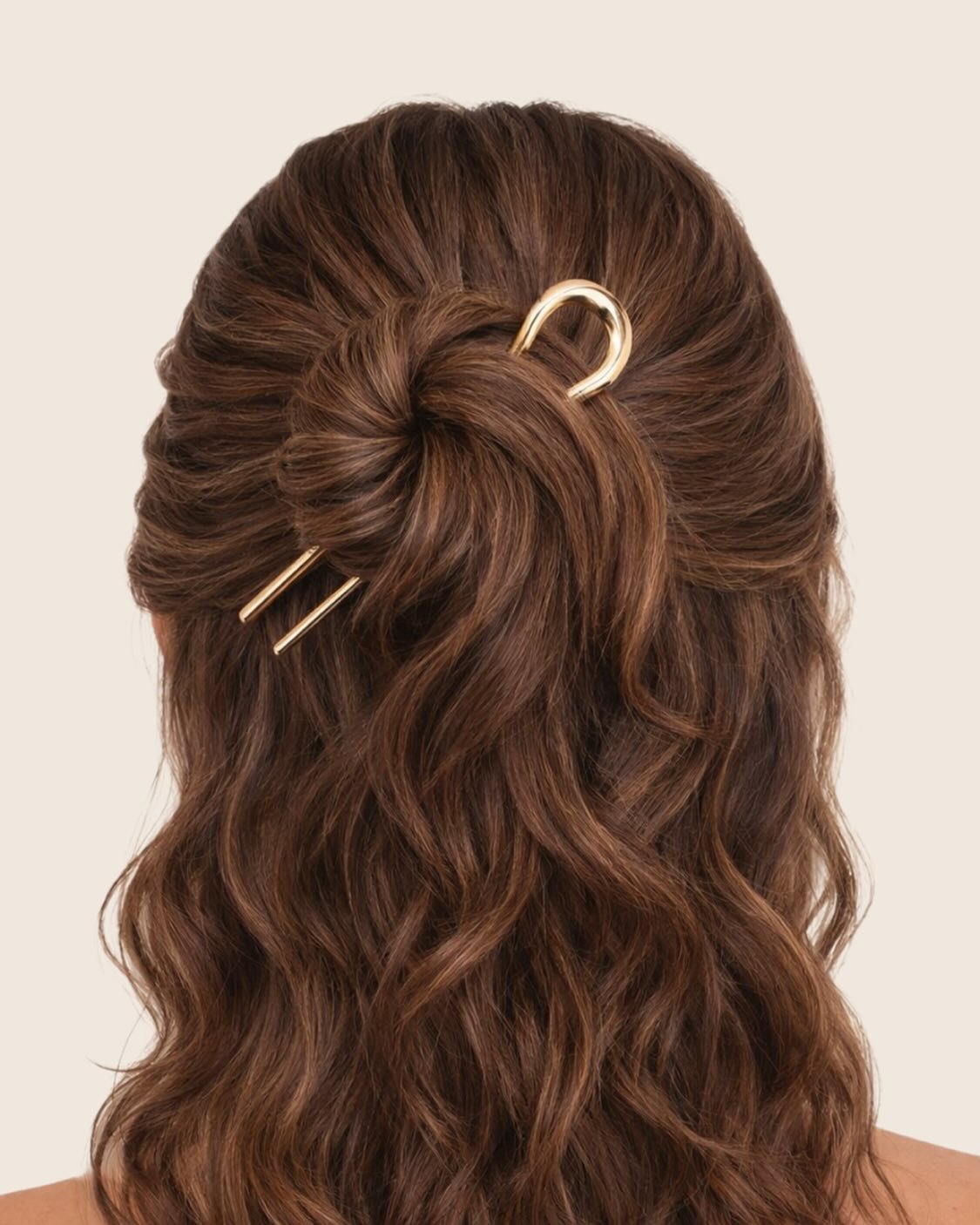 Versatility, perfected.
Our hairpins are thoughtfully designed to move beyond the classic French twist.

#hairpin #frenchtwist #hairfork #hairjewelry