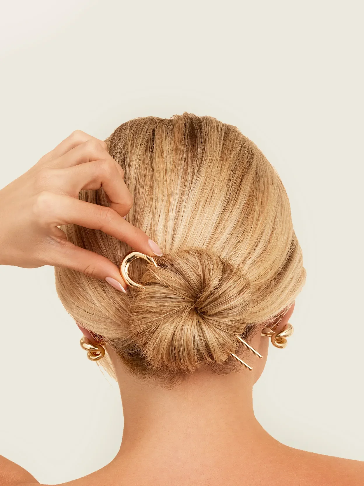 The Willow Pin in Silver