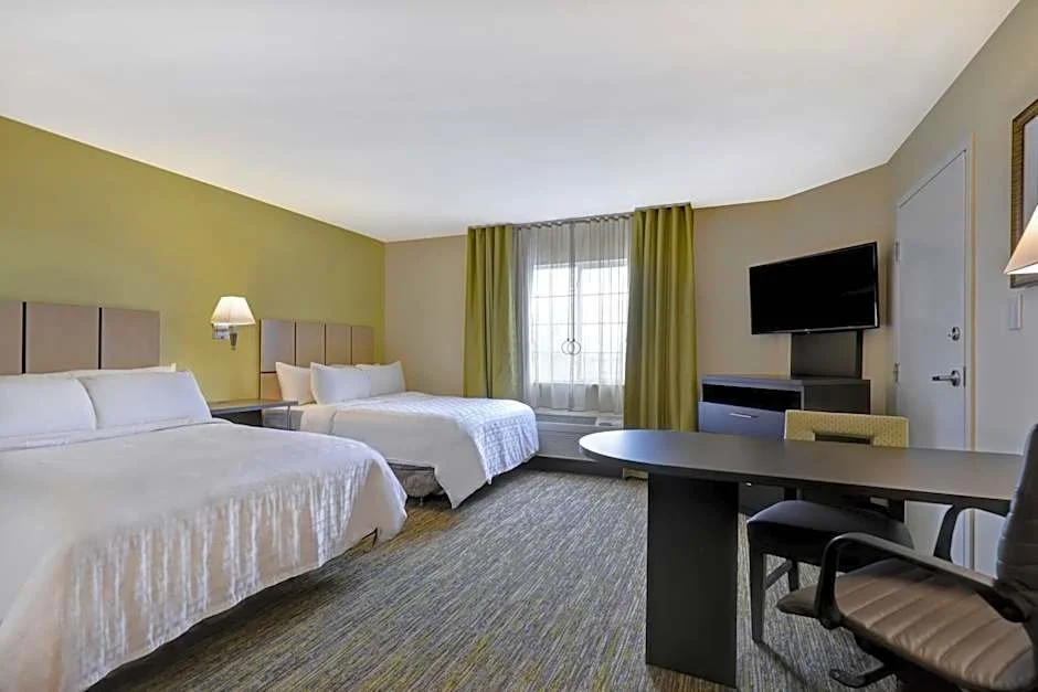 Candlewood suites - Greenwood.room5.jpeg