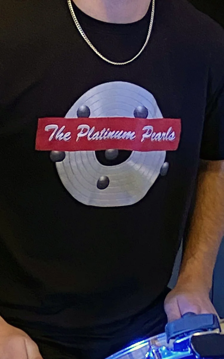 Vintage Logo The Platinum Pearls