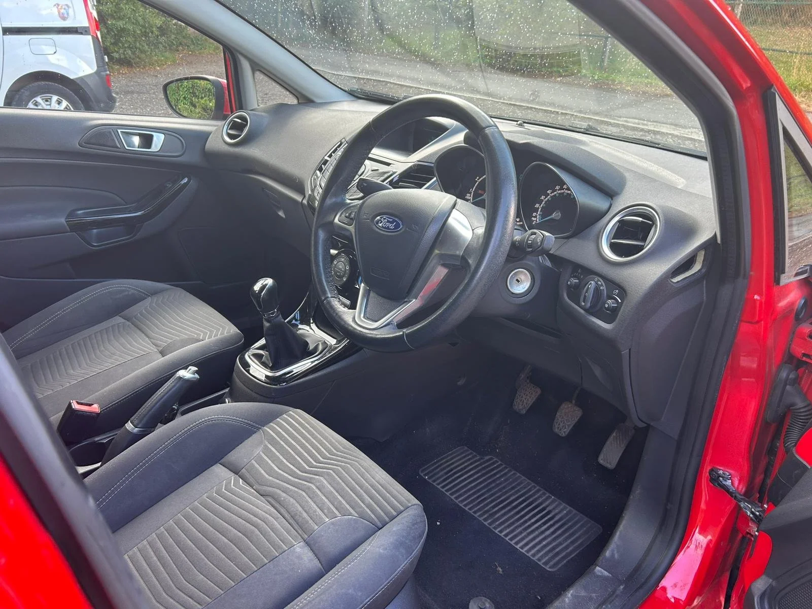 WhatsApp Image 2025-10-05 at 17.28.32 (2).jpeg