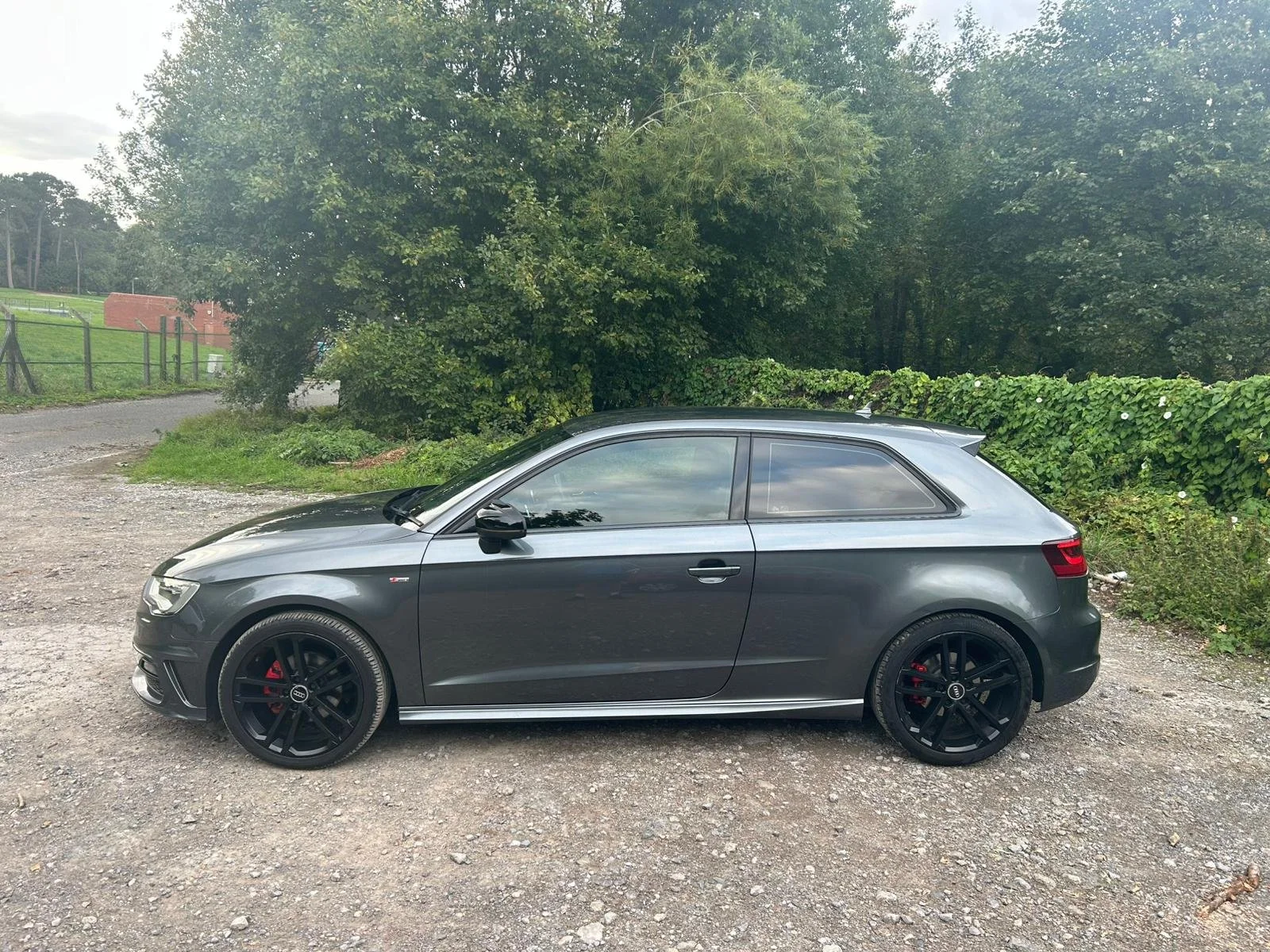 WhatsApp Image 2025-10-05 at 17.26.11 (3).jpeg