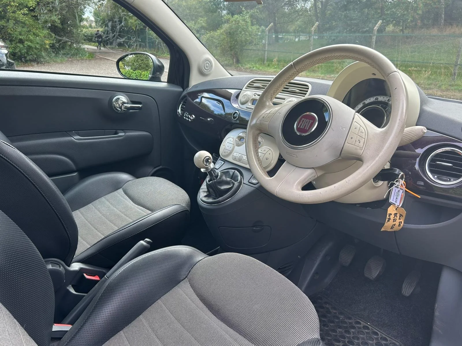 WhatsApp Image 2025-10-05 at 17.30.54 (4).jpeg