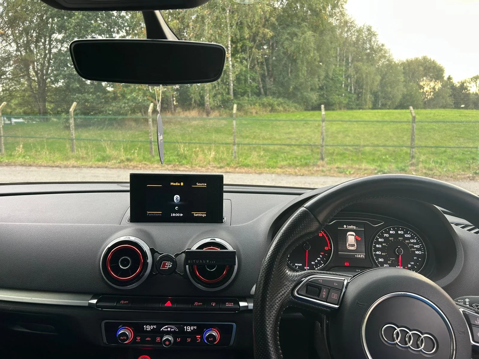 WhatsApp Image 2025-10-05 at 17.26.13 (2).jpeg