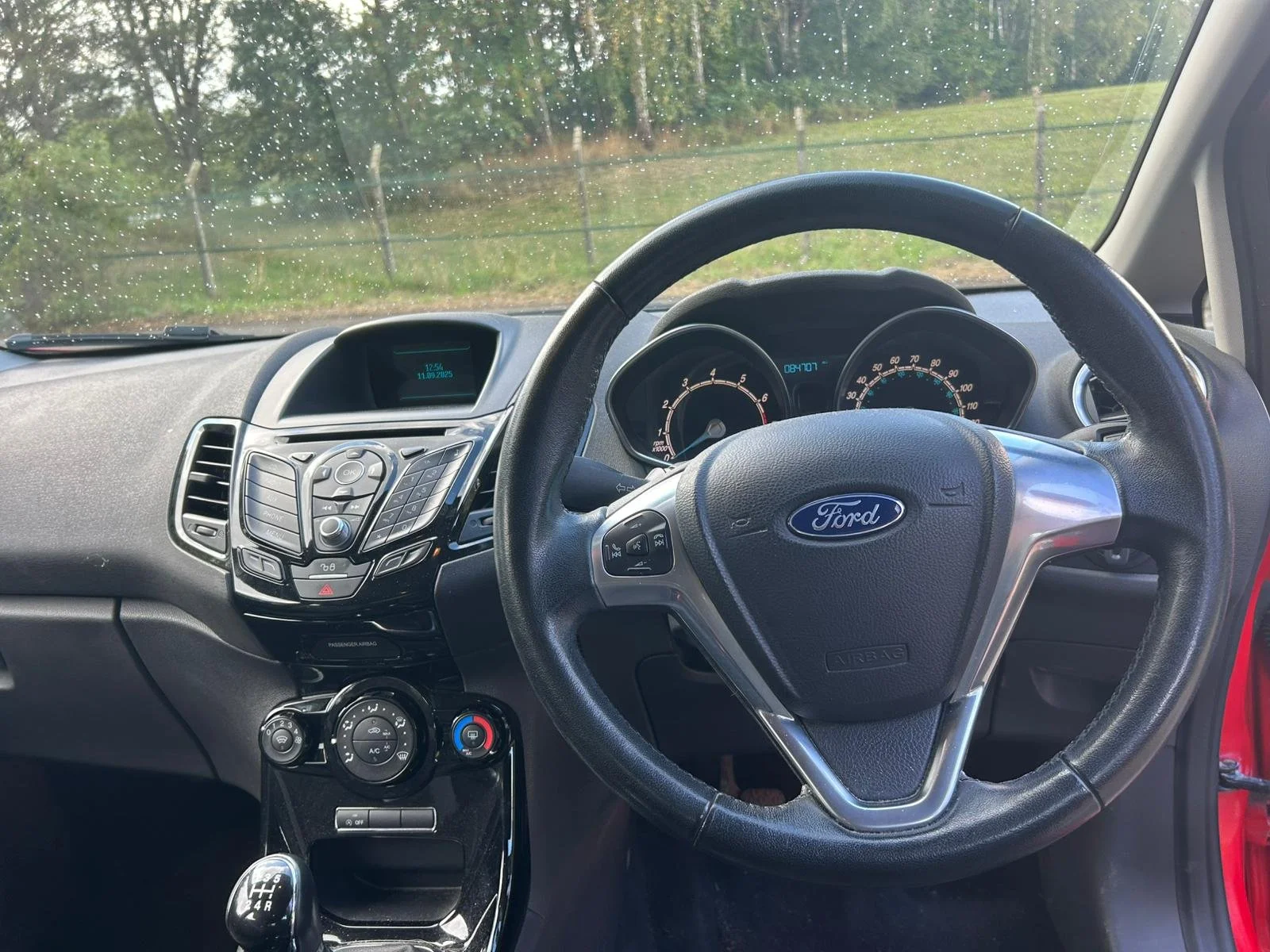 WhatsApp Image 2025-10-05 at 17.28.32 (1).jpeg