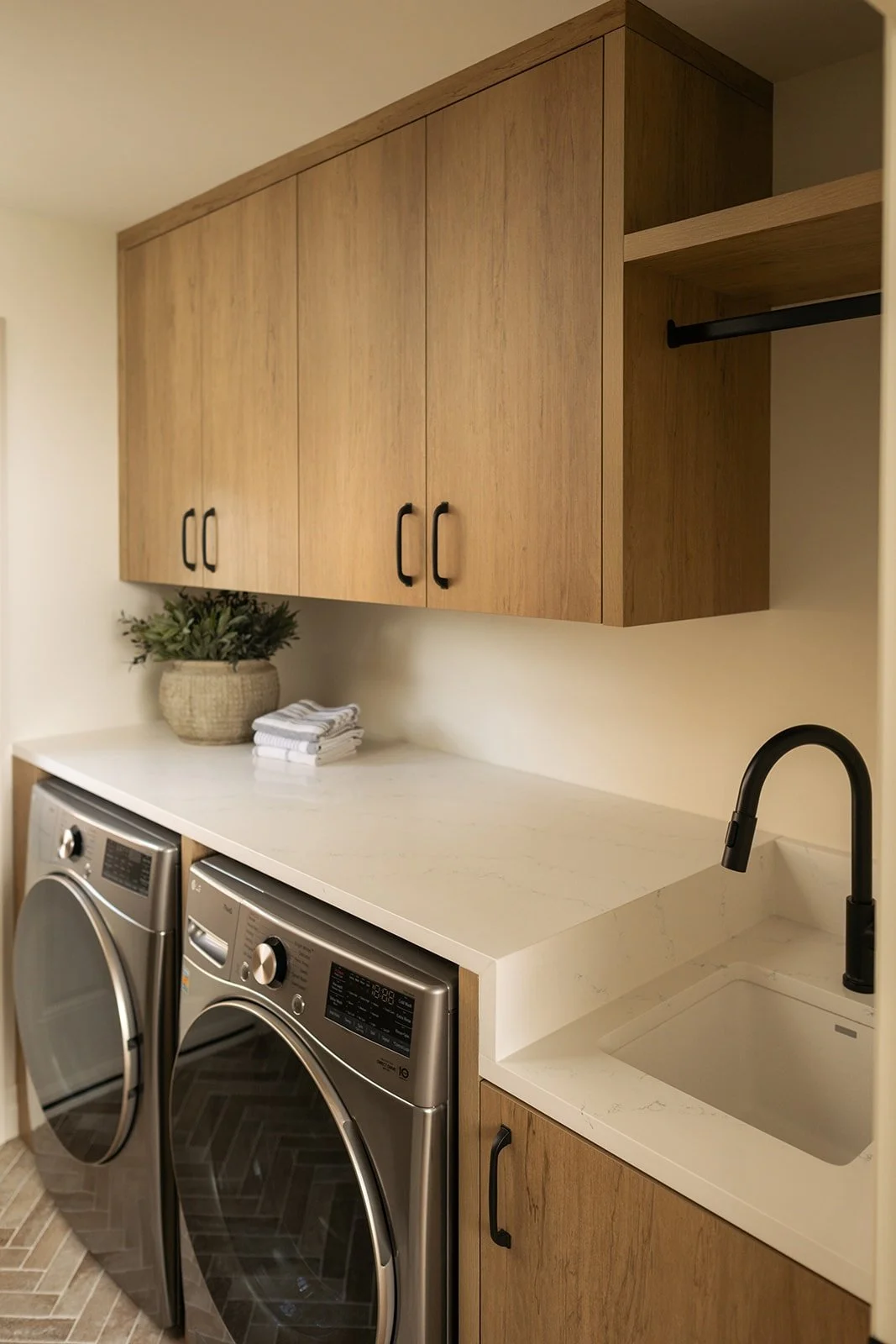 Laundry-Mudrooms_Hartley Sherwood Catherine HIGH-68.jpg