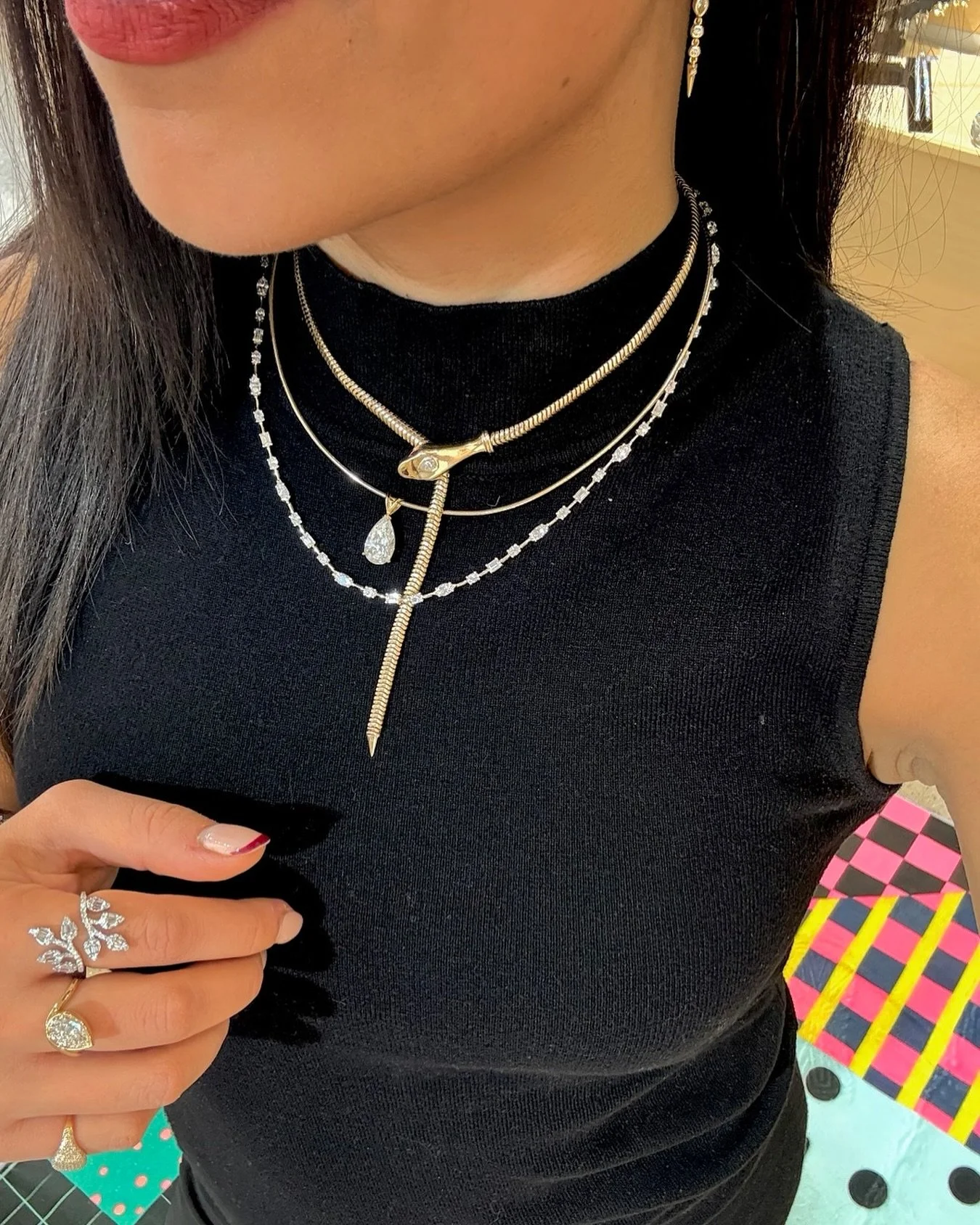 D I F F E R E N T #goldengal #finejewelry 

Gals who set trends❤️&zwj;🔥