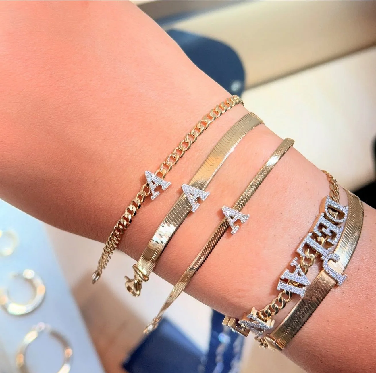 GOLDEN GLIDE &mdash; a Golden Gal Original concept! Where the letters move across the chain &amp; you can add more letters at any time👌🏻
Don&rsquo;t get it twisted&hellip; we are THE destination for personalization &amp; custom design 💅🏼💎

Build