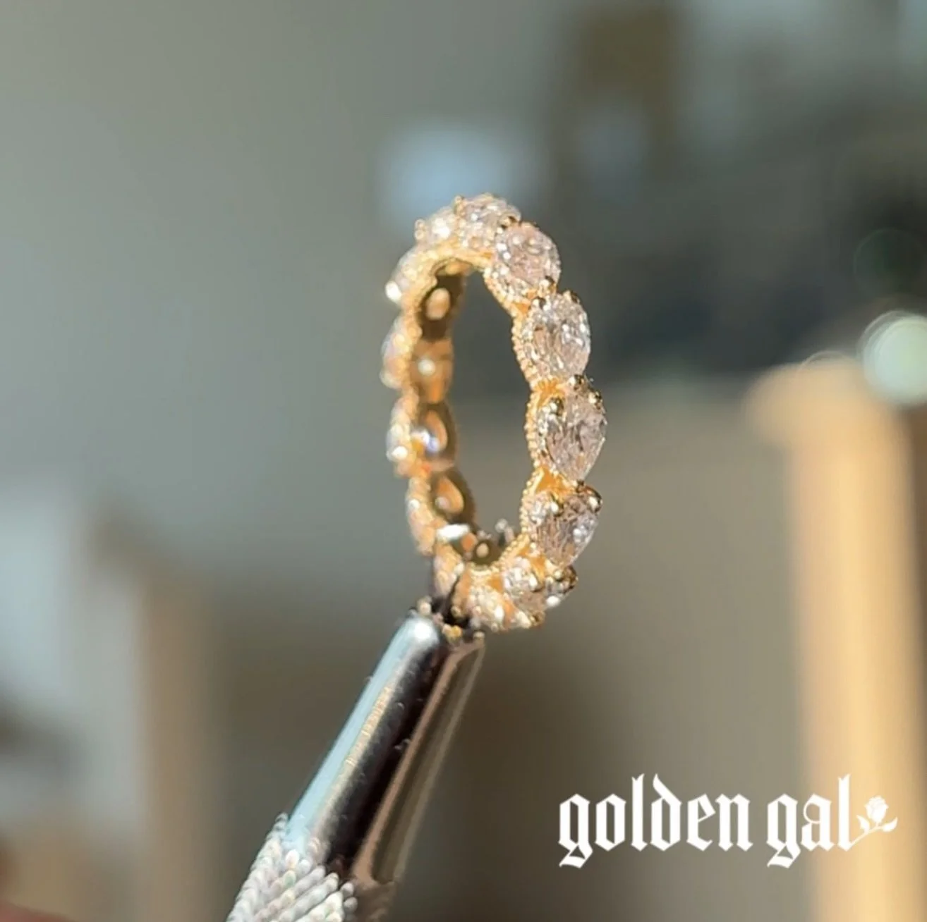 It&rsquo;s in the Finer Details 🎨💎✨ 
Need a Wedding Band or Want to Revamp Your Original Wedding Band? Schedule an appointment on our website or call us to #BuildaBand! 

Designed in House | Intentional Service | Pristine Detail  #buildaband #golde