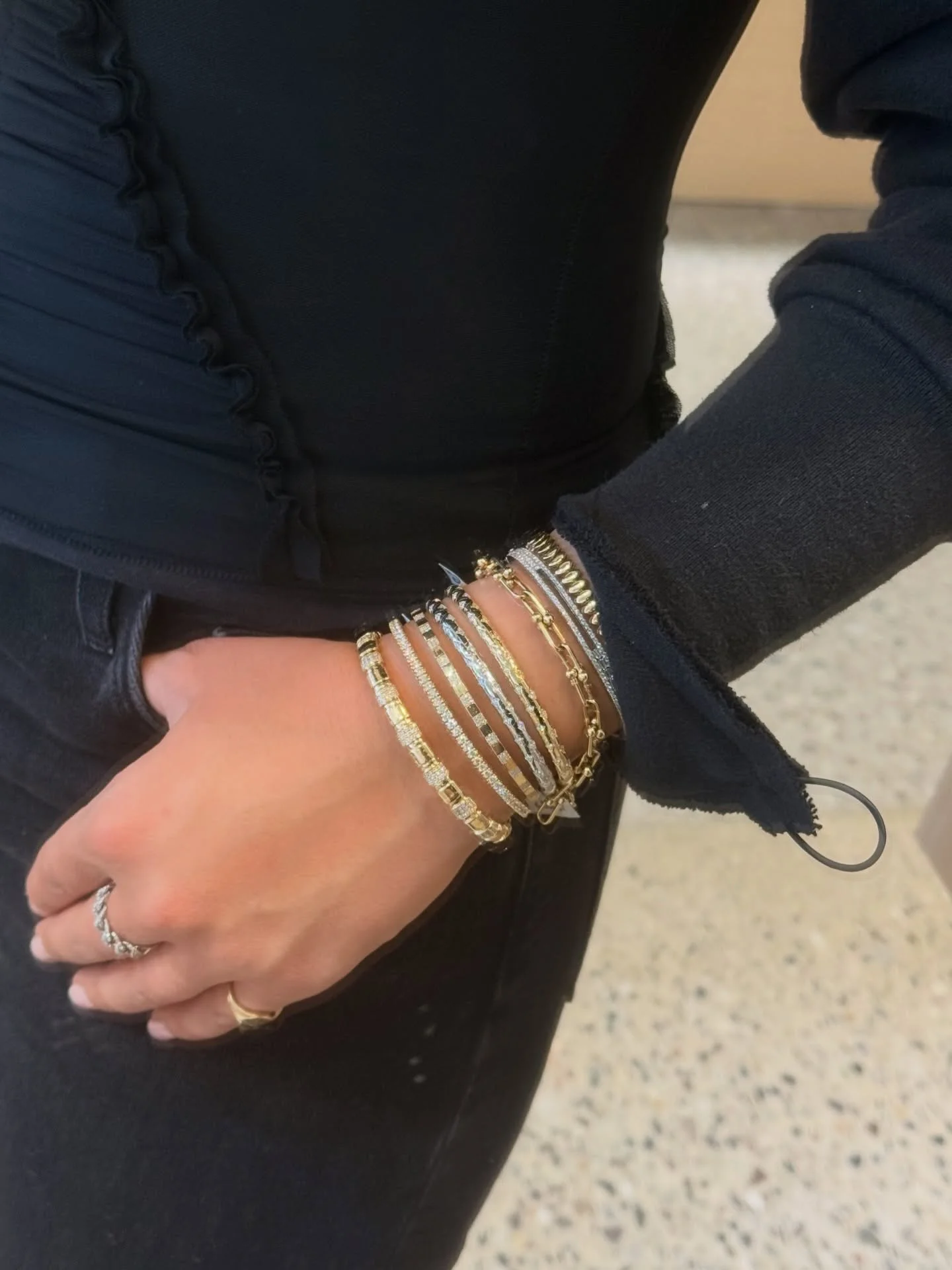 LOOKIN AT YOU EVERYWHERE YOU GO 💎  #stack #wristcandy #bling #stackablebracelets #stayfly 

Unique designs | Durable quality gold | Style your stack @goldengaljewelry