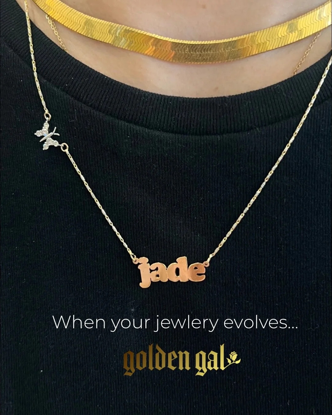 My client came back after having her 2nd baby Lily 🩷to add to her nameplate necklace. This is what Personalized care is all about at Golden Gal ✨🥰