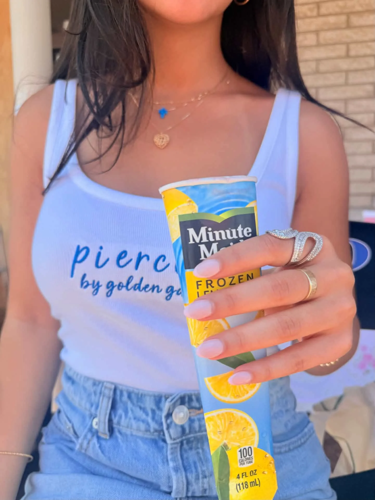 ONFEMME SUMMER POP-UP SALE 