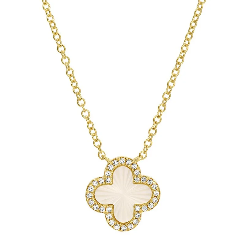 Mother of Pearl Fluted Clover Necklace