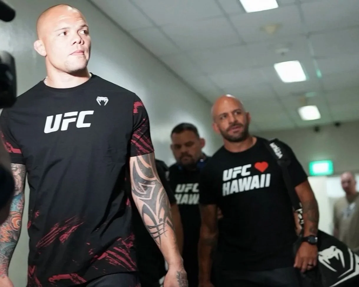 Coach Marc Montoya and UFC fighter Anthony “Lionheart” Smith walking out to the UFC octagon in Hawaii.