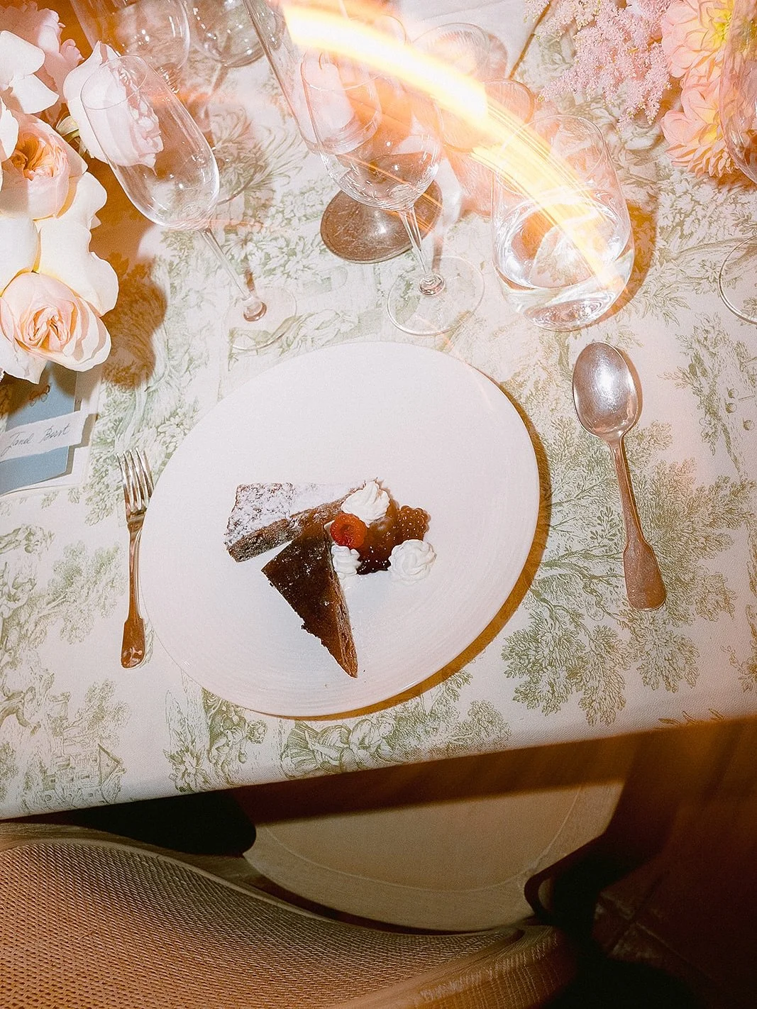 cake cake cake 🍰

booking 26

Planner @saramazzeievents @infinityweddingsitaly 
Florals @malafrontefiori 
Venue @belmondhotelcaruso
Makeup @beautylivery
Videographer @weddingmovieteam
Mehendi Artists @indianeventsitaly_by_apsaras