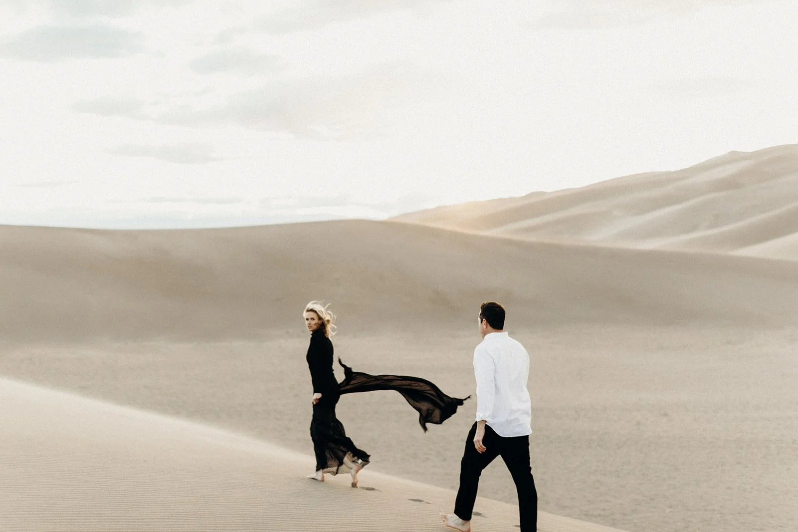 Colorado-wedding-photographer-inspiration-great-sand-dunes-national-park-engagement-rocky-mountain-wedding-katherine-joy-6.jpg