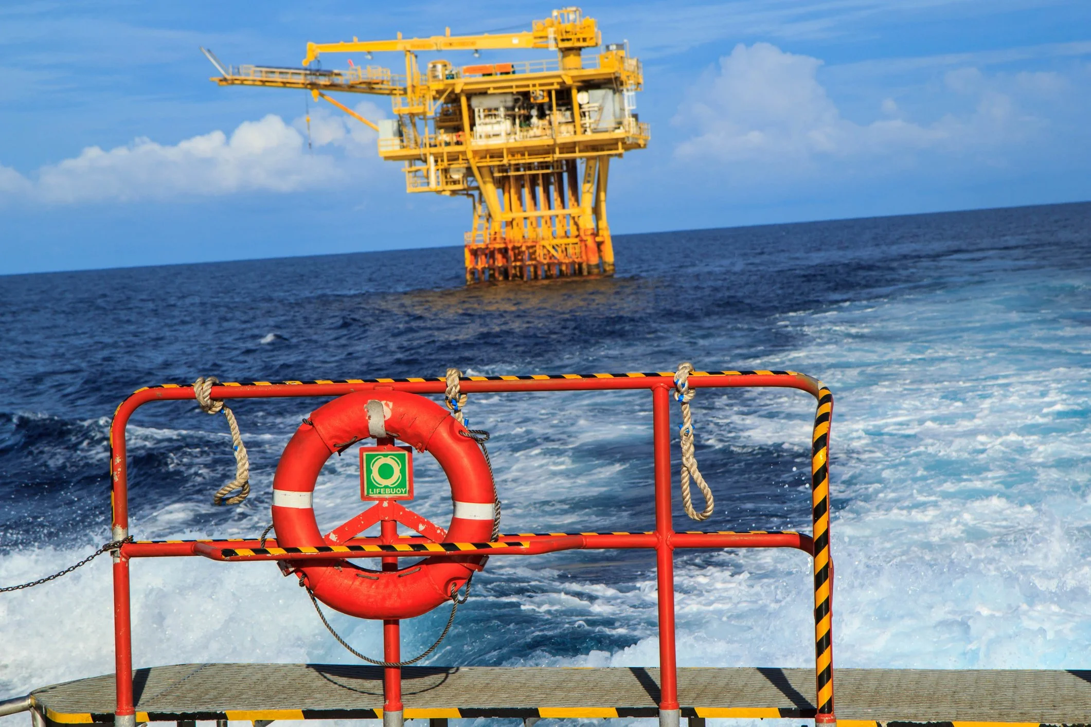 offshore, gulf of America, oil and seagulls, Caribbean oil, pirate fuel, water exploration, water drilling, safe gulf, energy