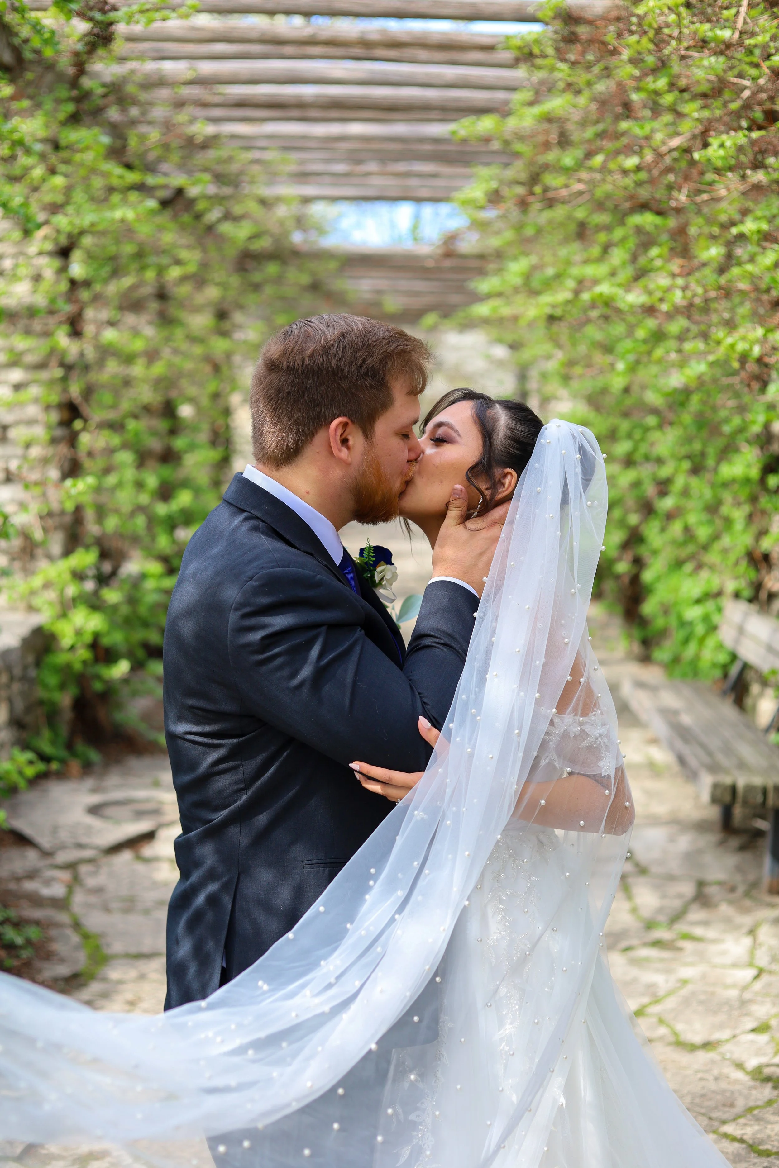 Summit & Sea Photography – Wedding photography for Wisconsin couple in Waukesha