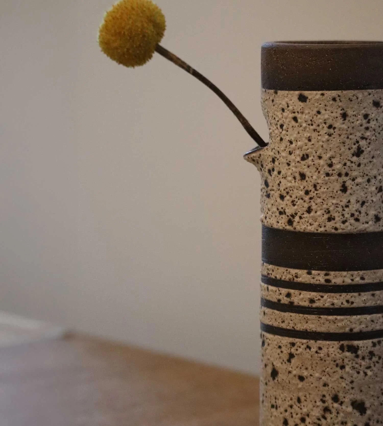 The-Strata-Vase-Sediment-4.jpg