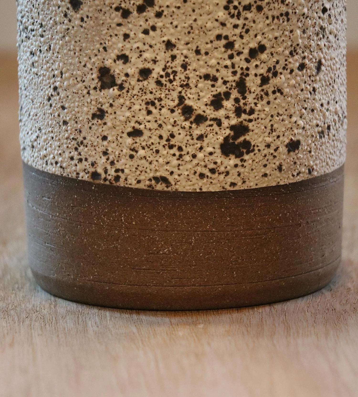 The-Strata-Vase-Ash Line (Large)-3.jpg